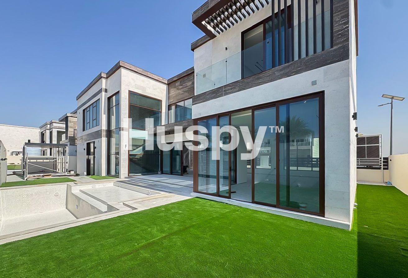 Single Row | Vacant | Private Pool