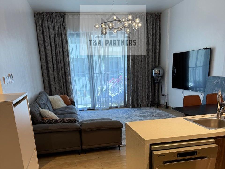 2 BR with Private Beach | La Mer | Next to the Sea