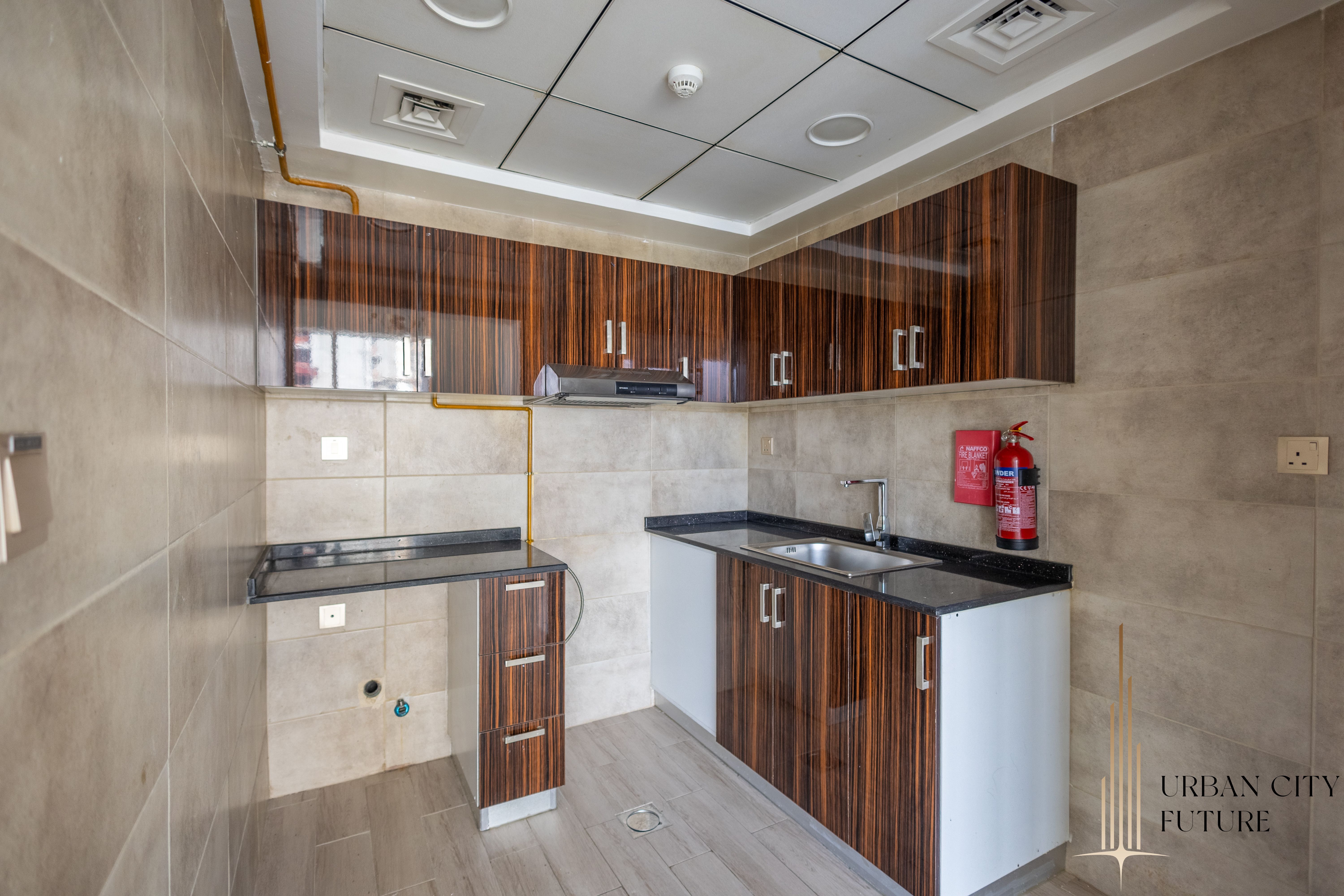 Closed Kitchen - Full Amenities - Premium & Well Maintained