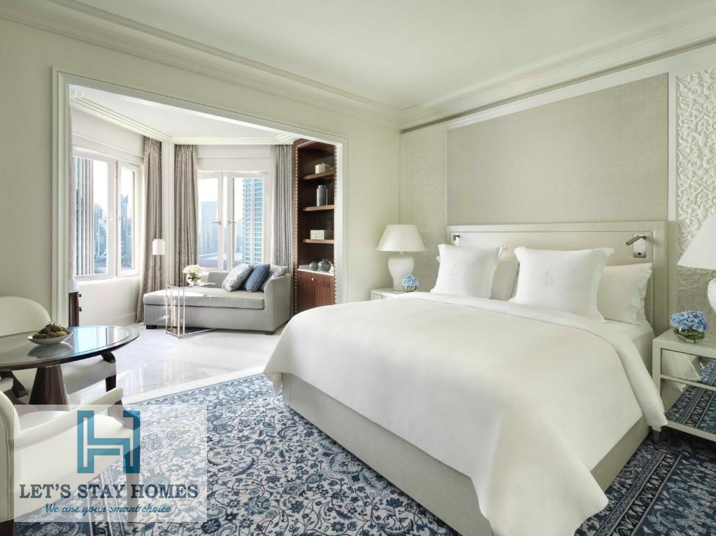 Luxury Redefined | Pool | Fully Equipped Gym | Housekeeping | Free Parking | 24/7 Concierge I Free Cleaning
