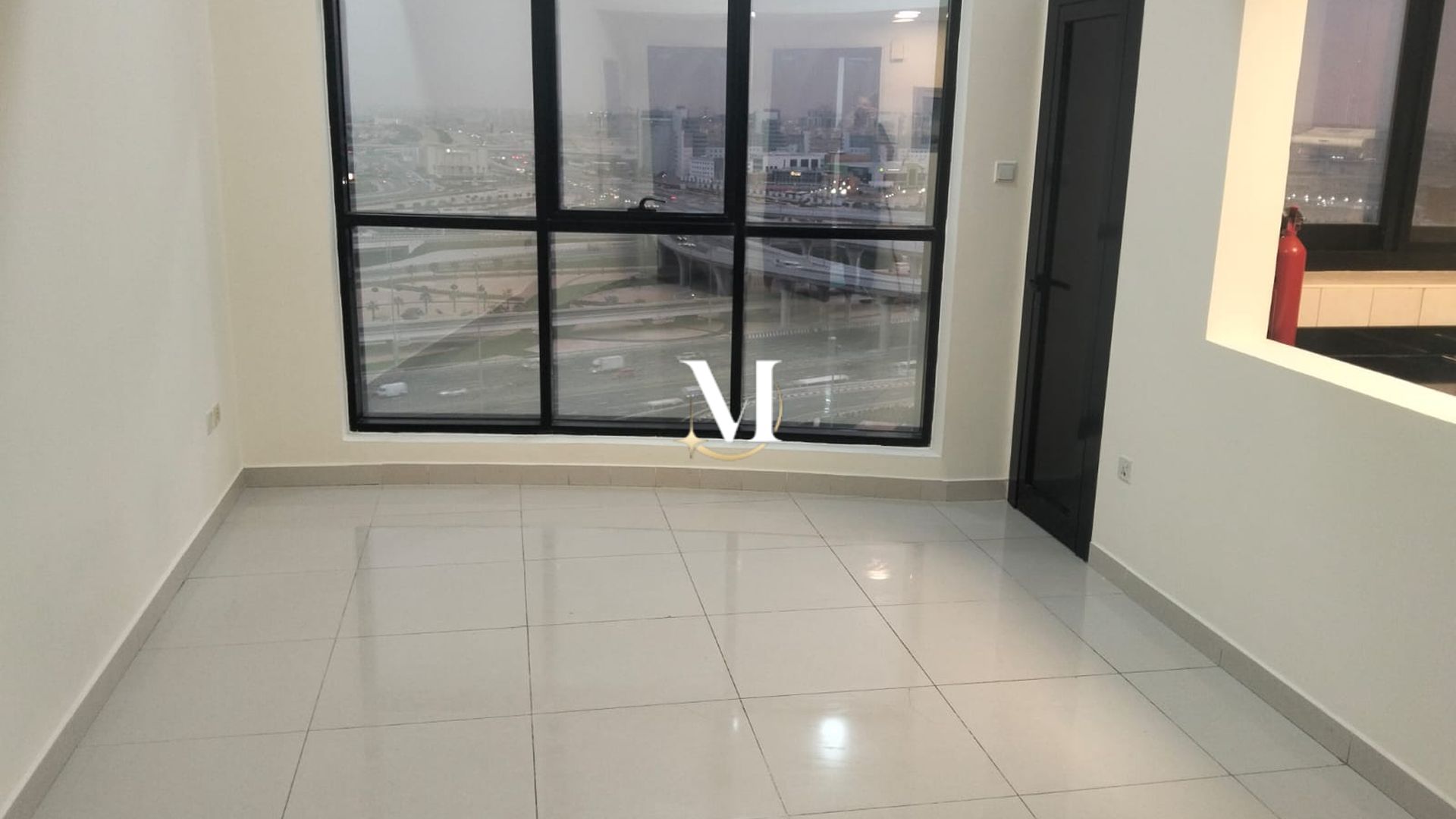 Open View | Immediate Available | Multiple Cheques
