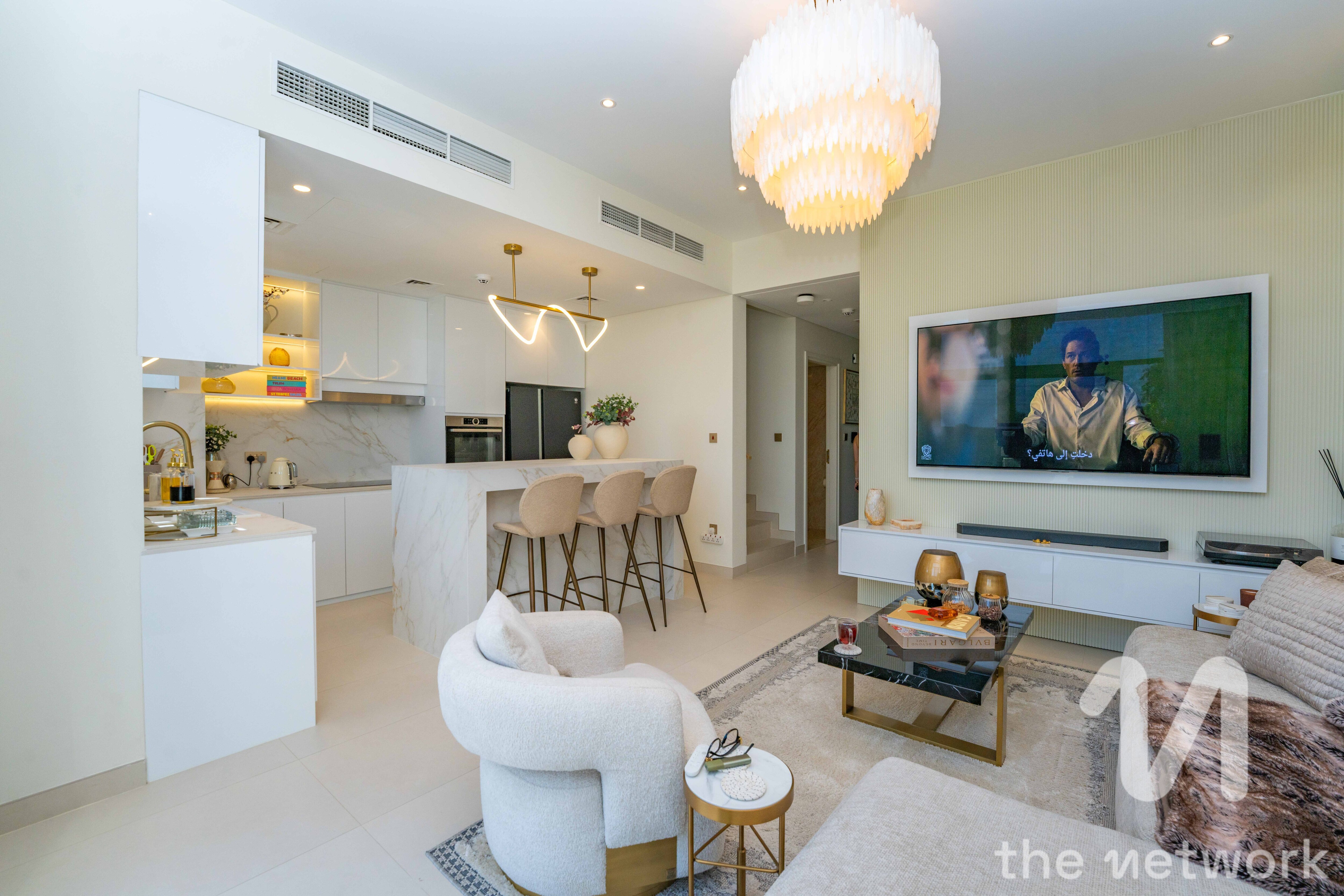 Luxury Villa | Designer Furnishings | Renovated