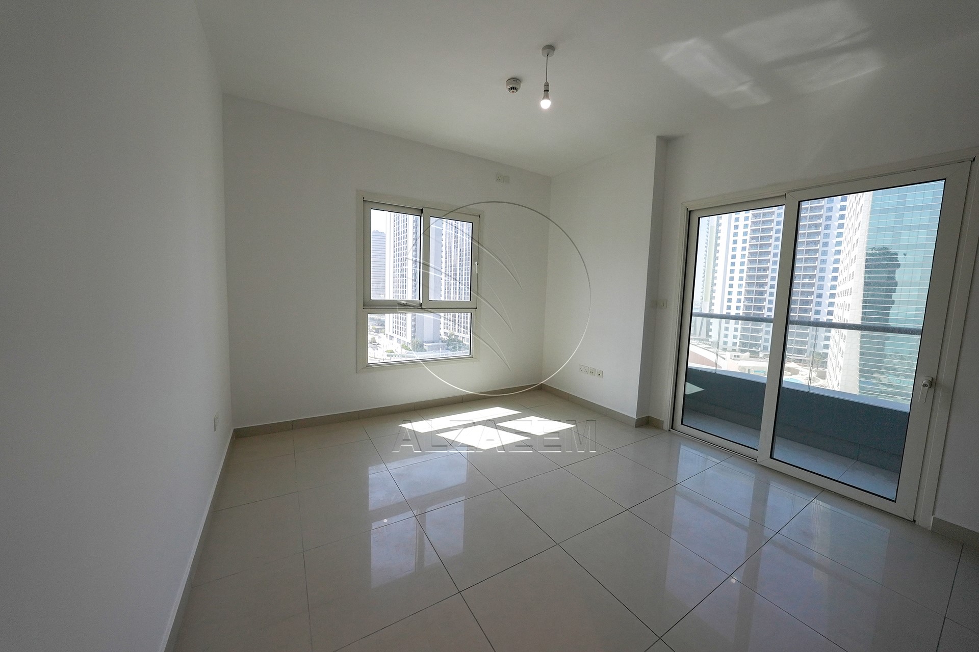 Stunning Sea View | VACANT | On High Floor