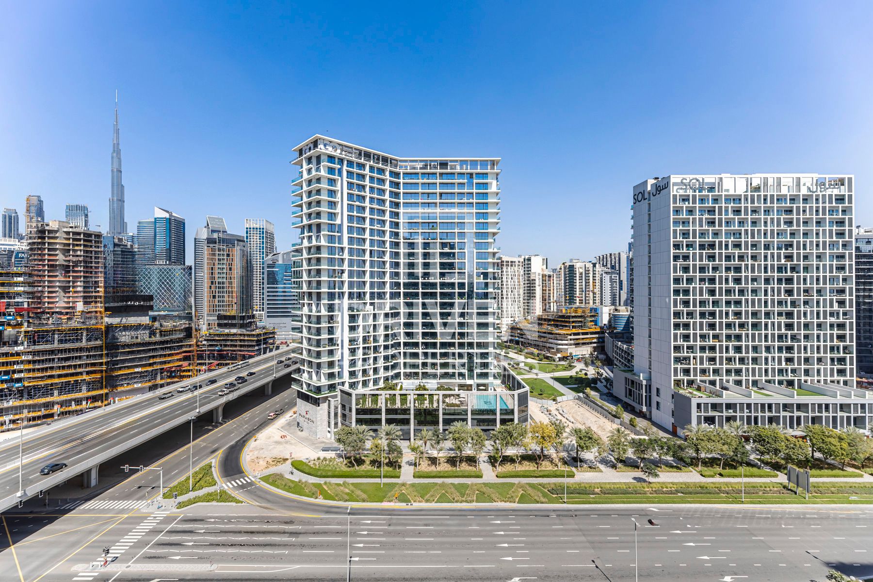 Burj Khalifa View | Spacious Apt | Great Location
