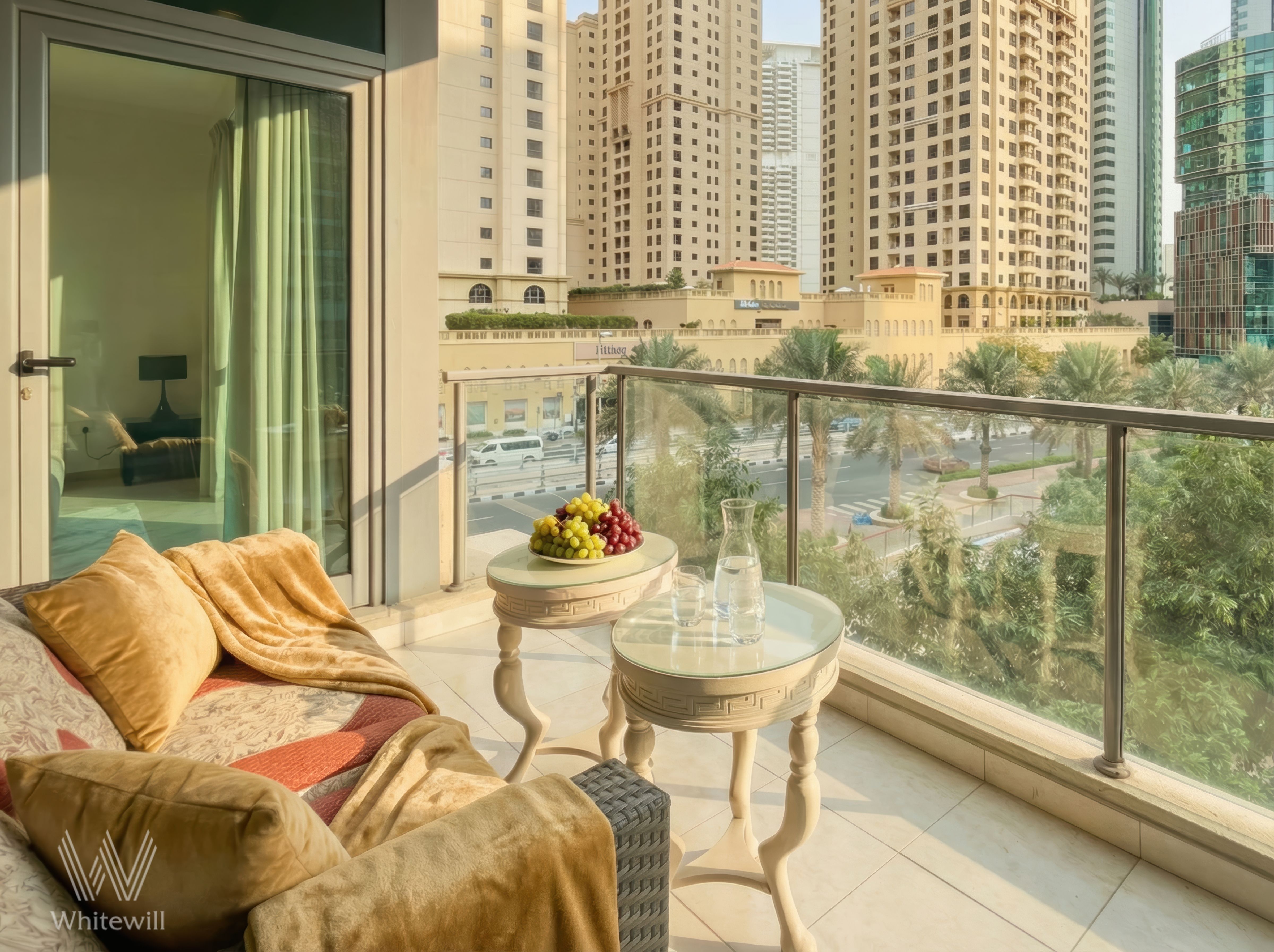 Steps to Marina Walk | Spacious Layout |Vacant Now