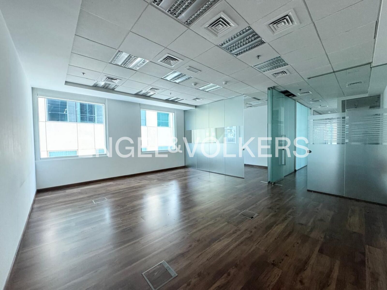 Fully Fitted | Corner Office | Vacant