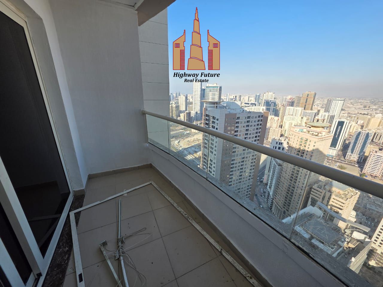 Spacious 2bhk apartment with balcony gympool parking free