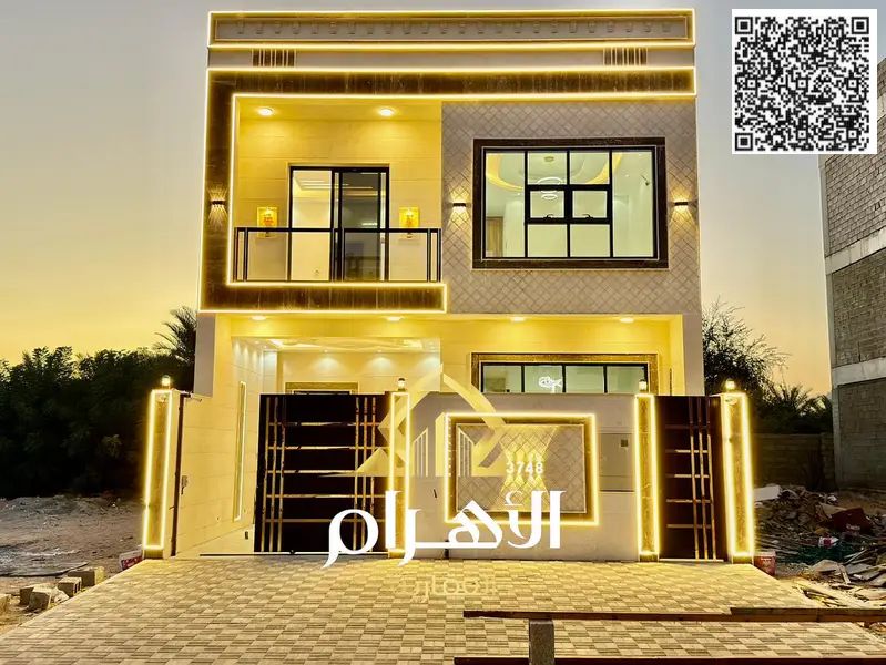Villa for sale in a prime location near Al-Haliyo 2 - 5 rooms with a roof terrace - registration fees not included