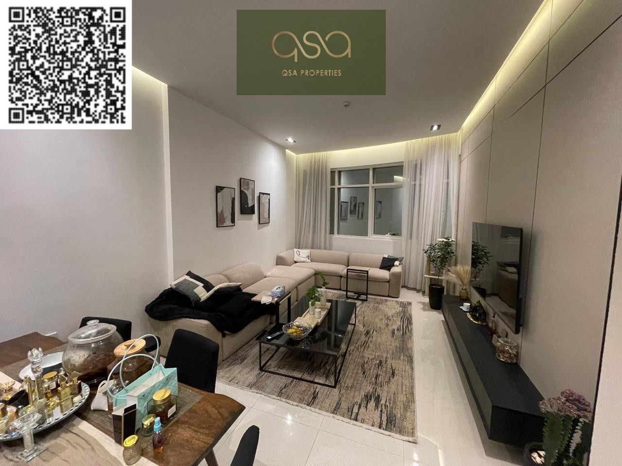 Fully Renovated | With Parking | Empty apartment for sell in Gulf Tower Emirates City