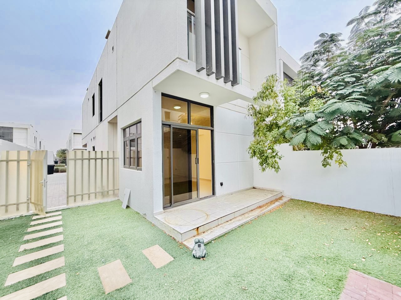 Luxury 3/BR // Green Community Living // Private Garden // Call Now