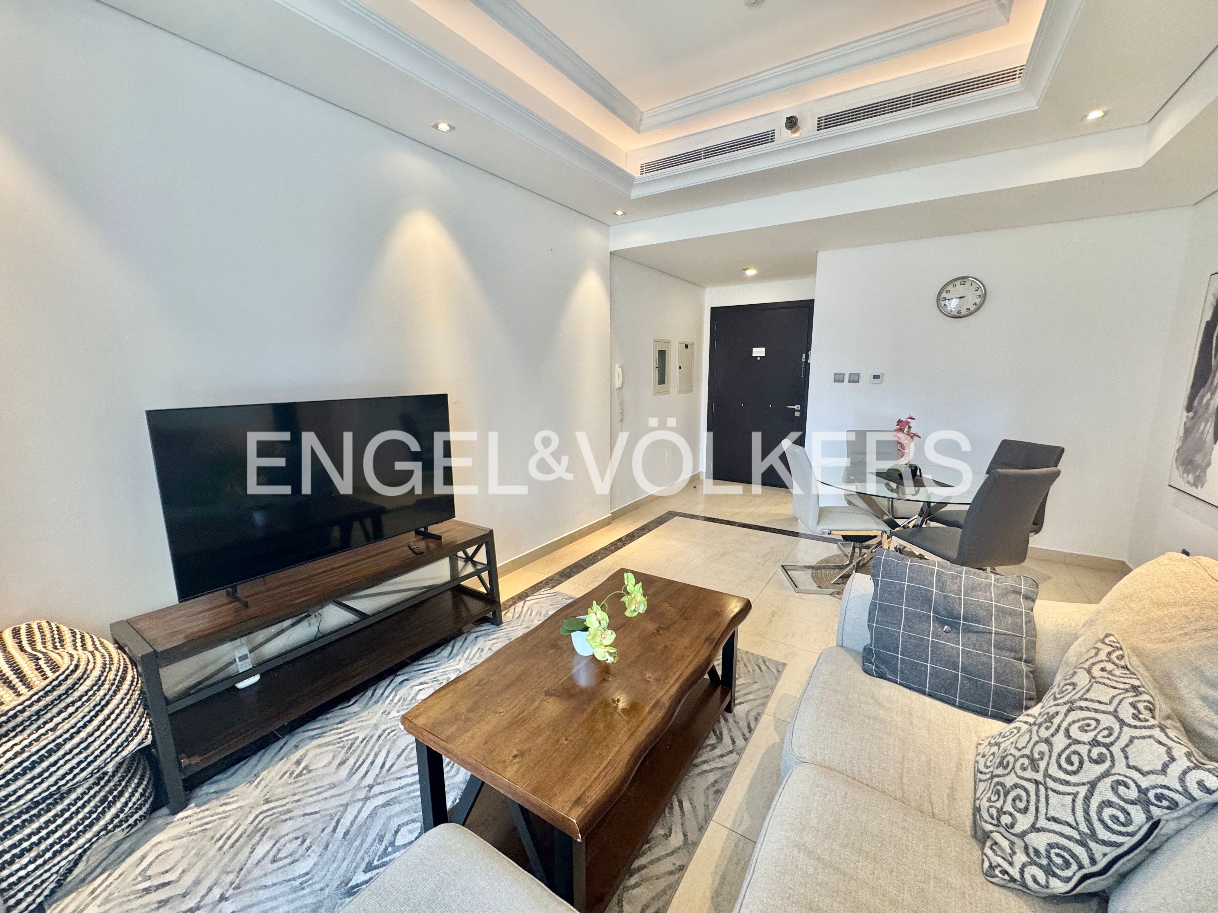 Furnished | Vacant Now | Mid Floor