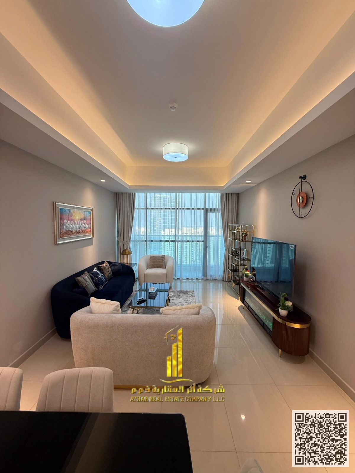 Luxurious and elegant fully furnished one-bedroom apartment with brand new, high-end furnishings in a prime location with a gym, swimming pool, and pr