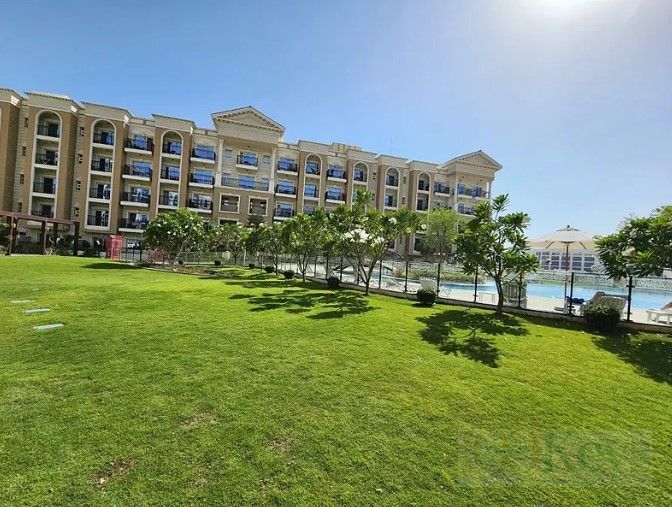 Resort Style 2 Bedroom | fully furnished | Pool facing