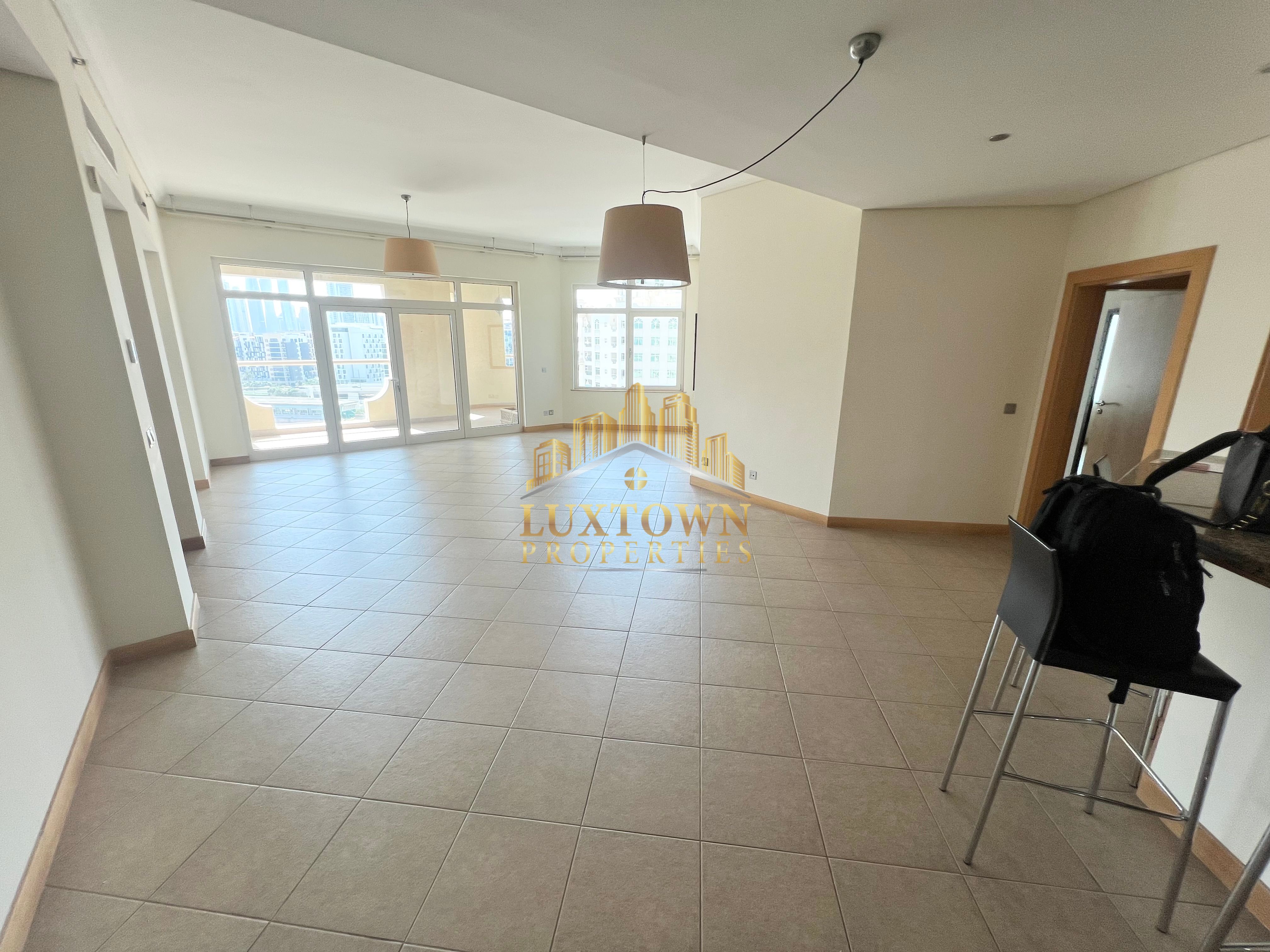 Huge Layout - Maids Room - Beach Access
