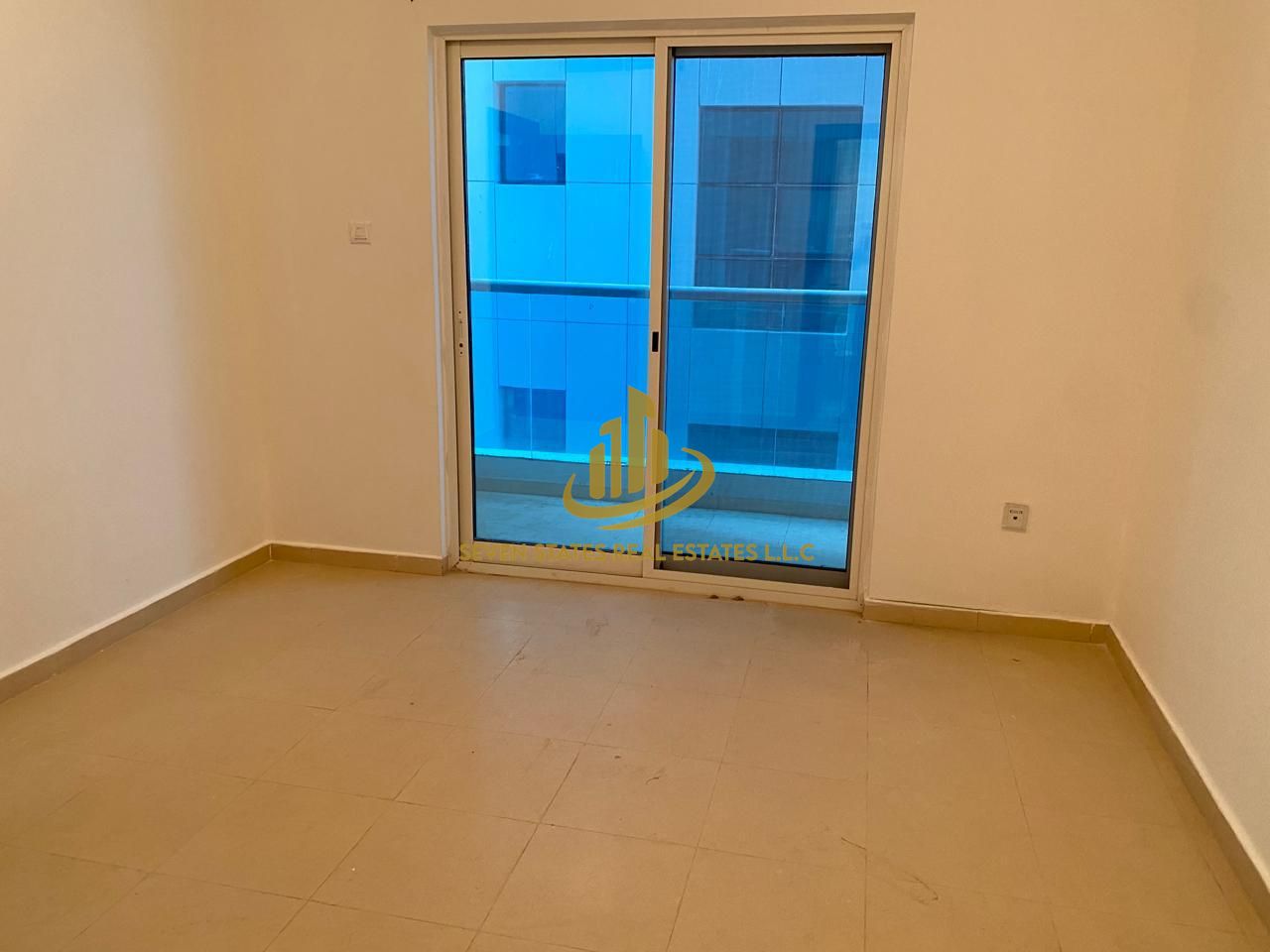 Opportunity to own an apartment in a prime location in City Tower, Ajman With a monthly installment of 3,000