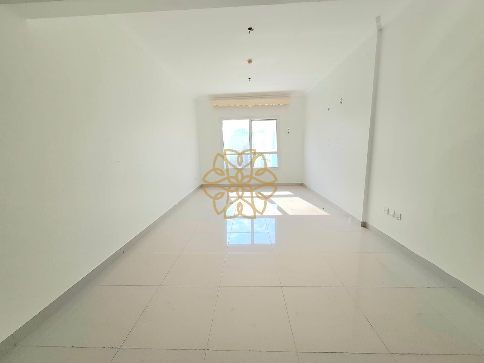 30 DAYS FREE 2BHK BOTH MASTER BEDROOM INCLUDE PARKING