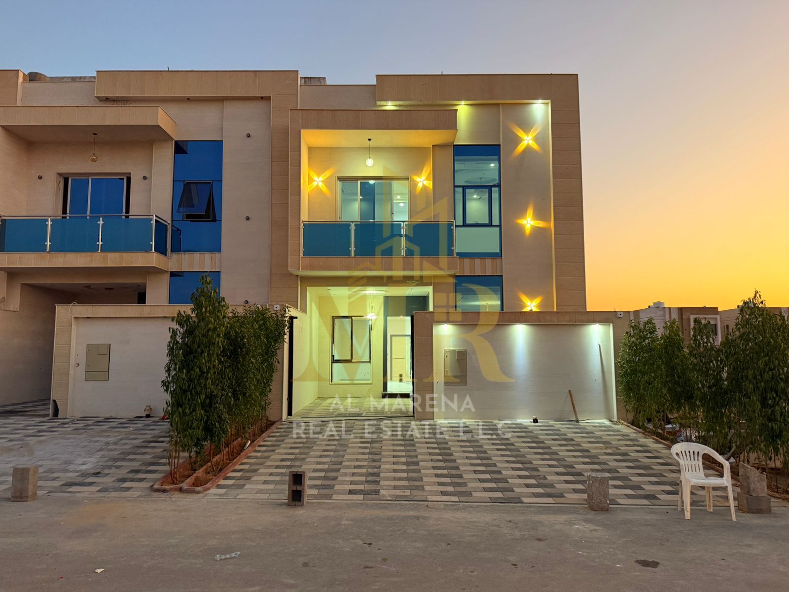 Villa de luxe à vendre à Ajman, en pleine propriété, ouverte à toutes les nationalités.