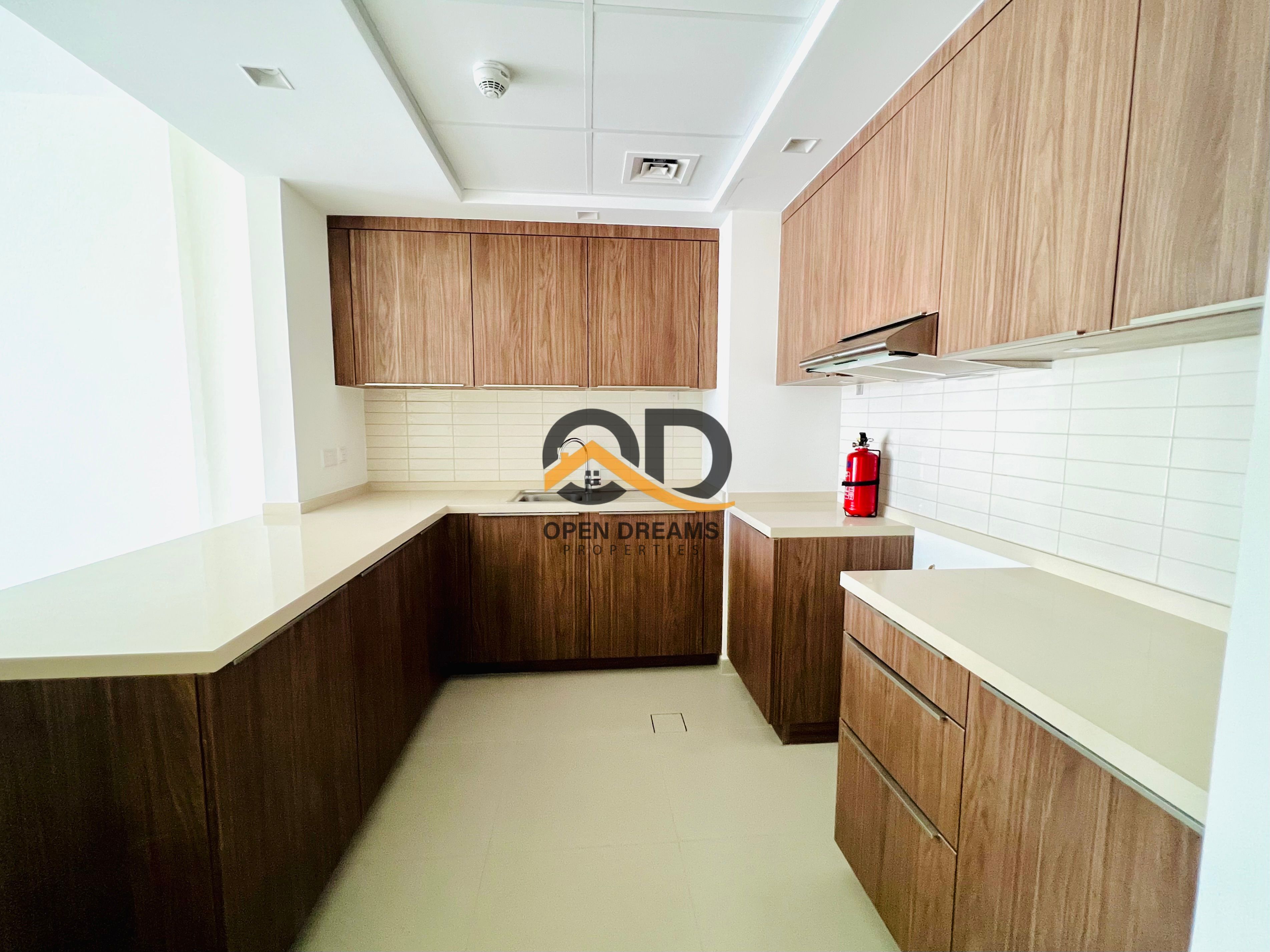 Investor’s Choice | Huge Unit with Closed Kitchen | Uptown Zohour