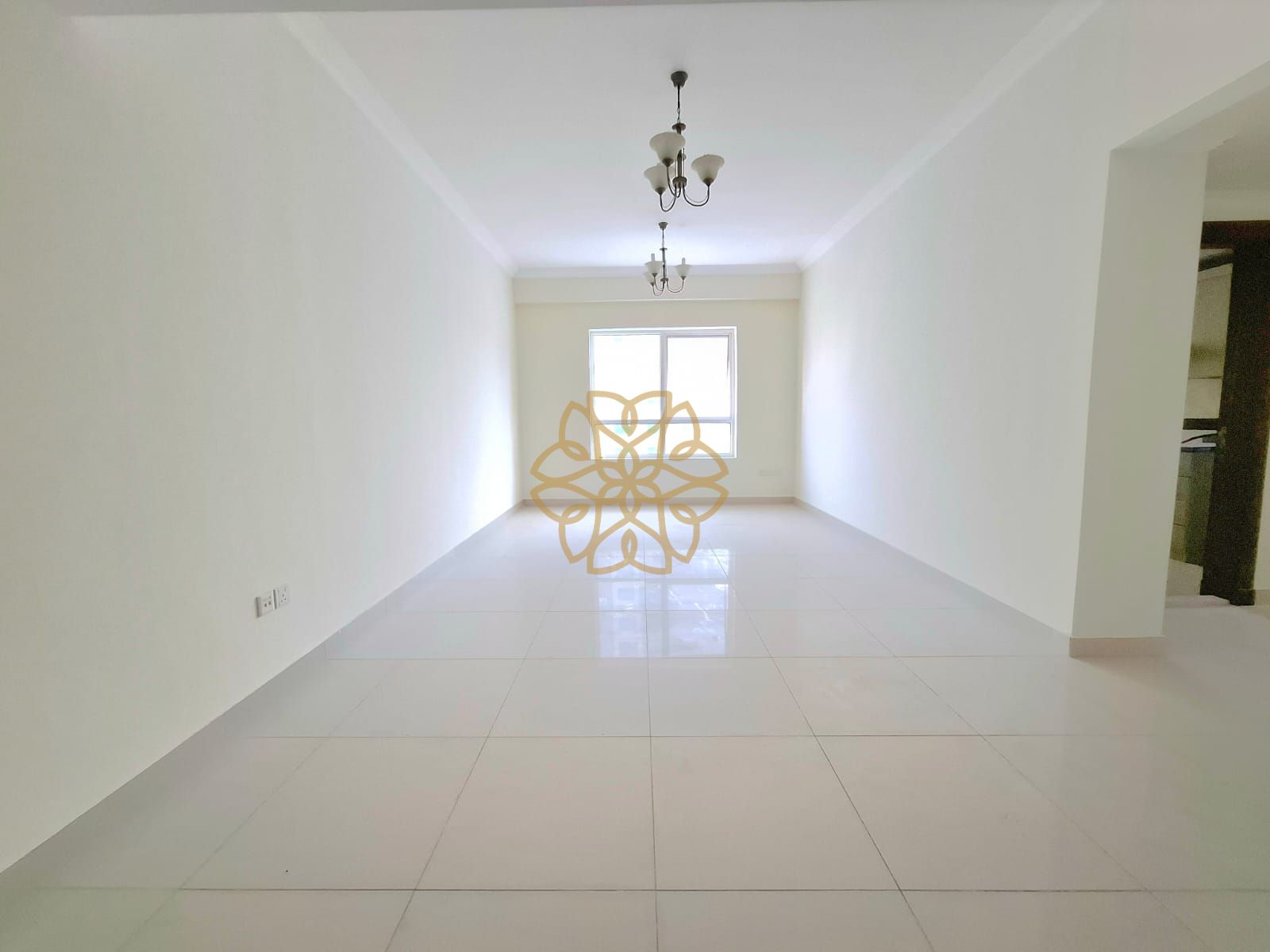 30 DAYS FREE 3BHK WITH MAIDROOM INCLUDE PARKING