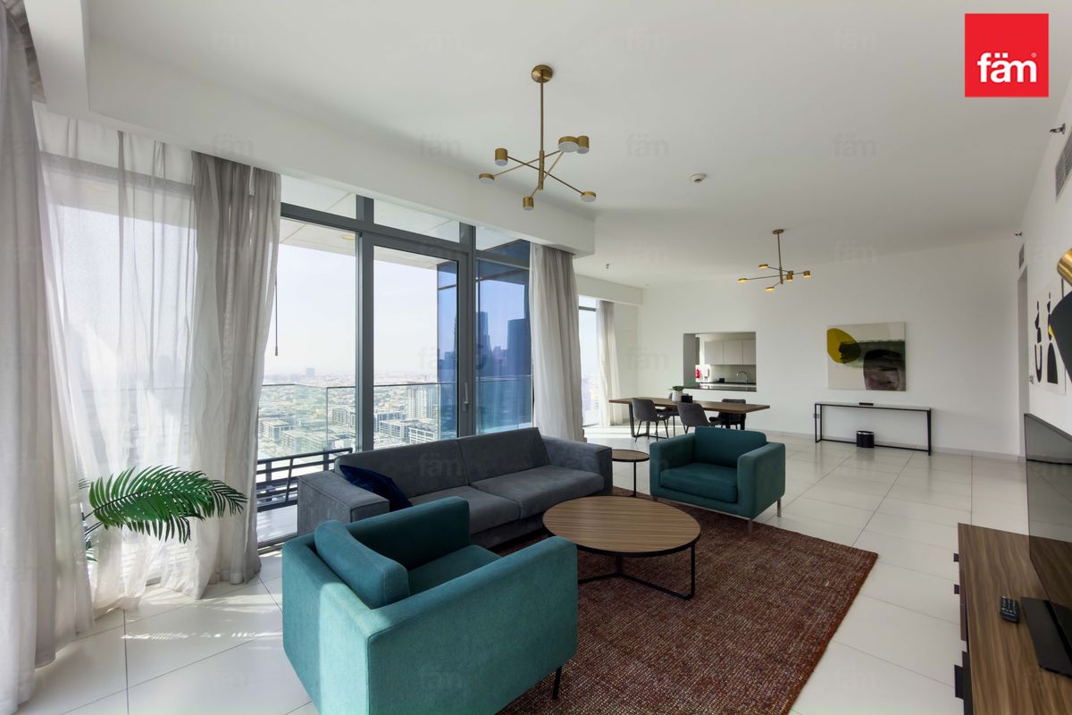 Sea Views | High Floor | Natural Light | Huge Size