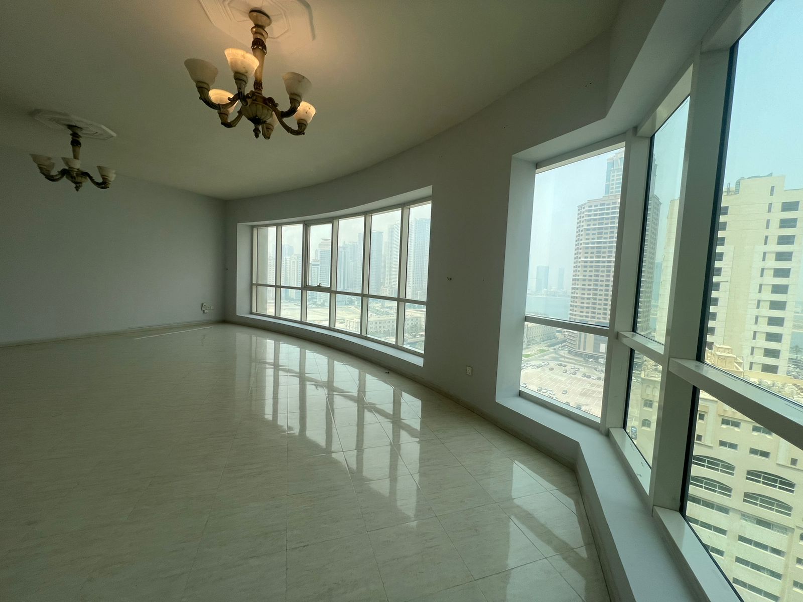 2 Bedroom Apartment for Rent – Al Majaz 3 | Sharjah – Senki Tower (Families Only)