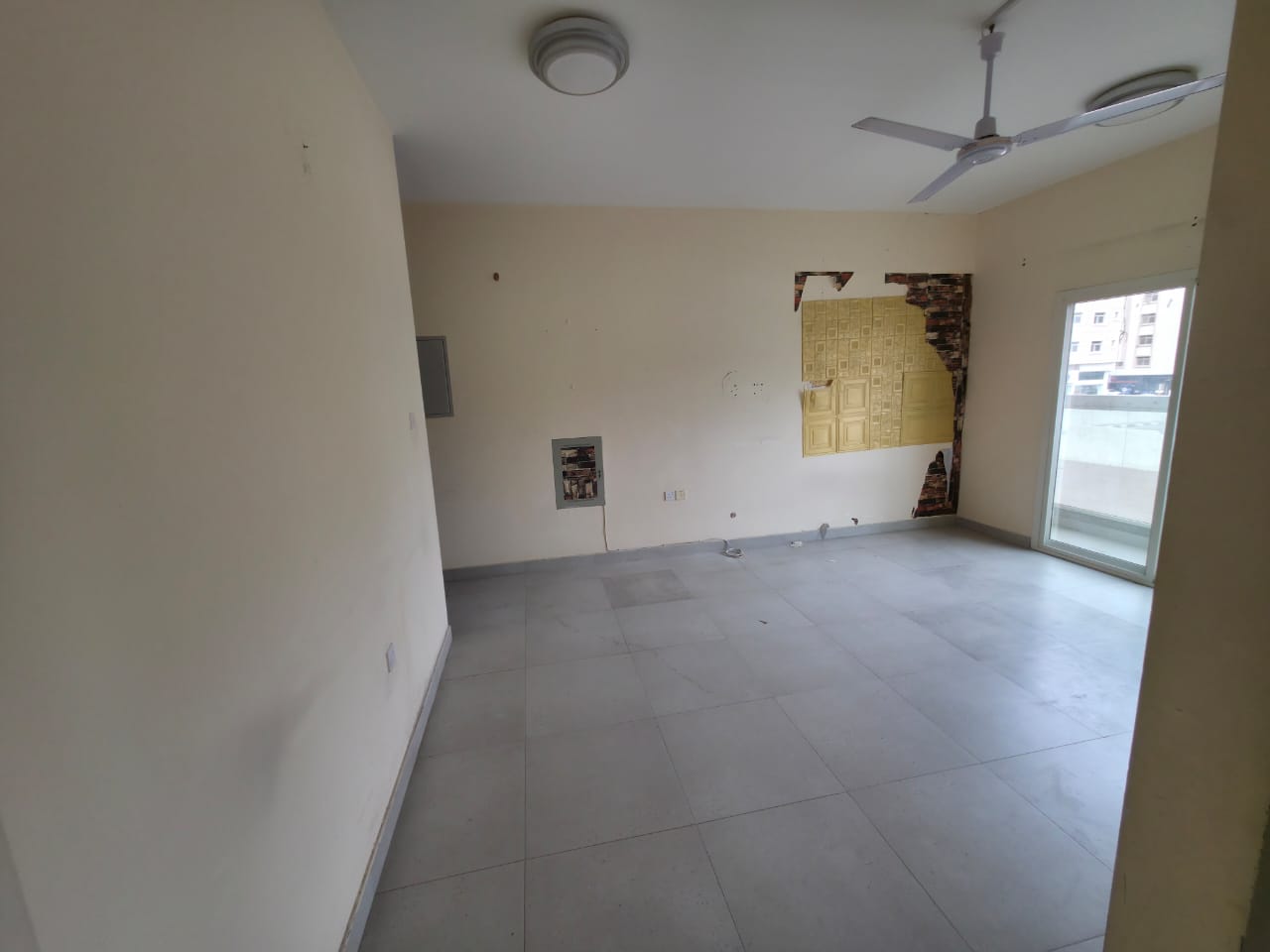 Two-bedroom apartment with a living room for 35,000