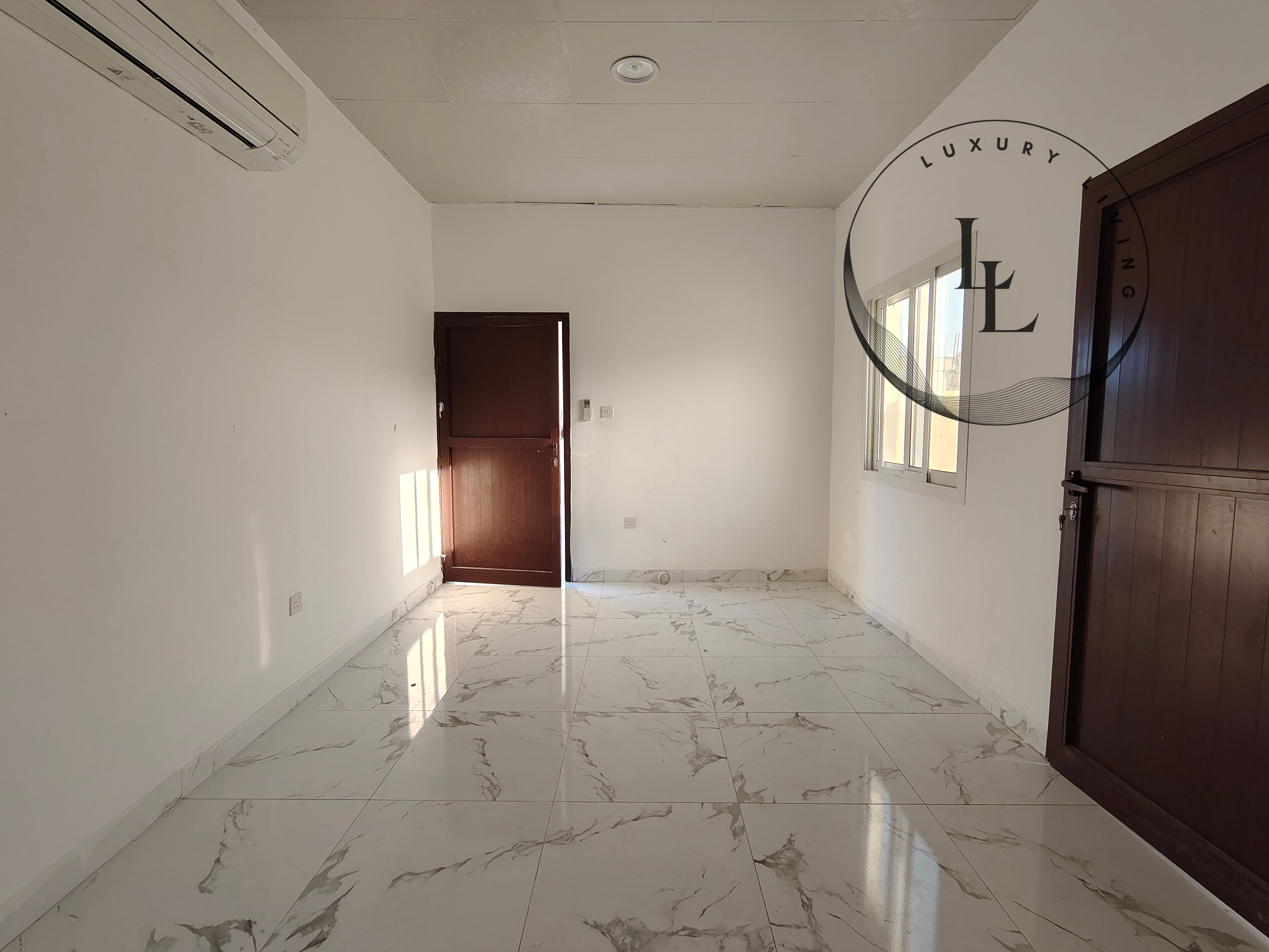 Lavish brand new villa is available in 5k without bills Ghafia area