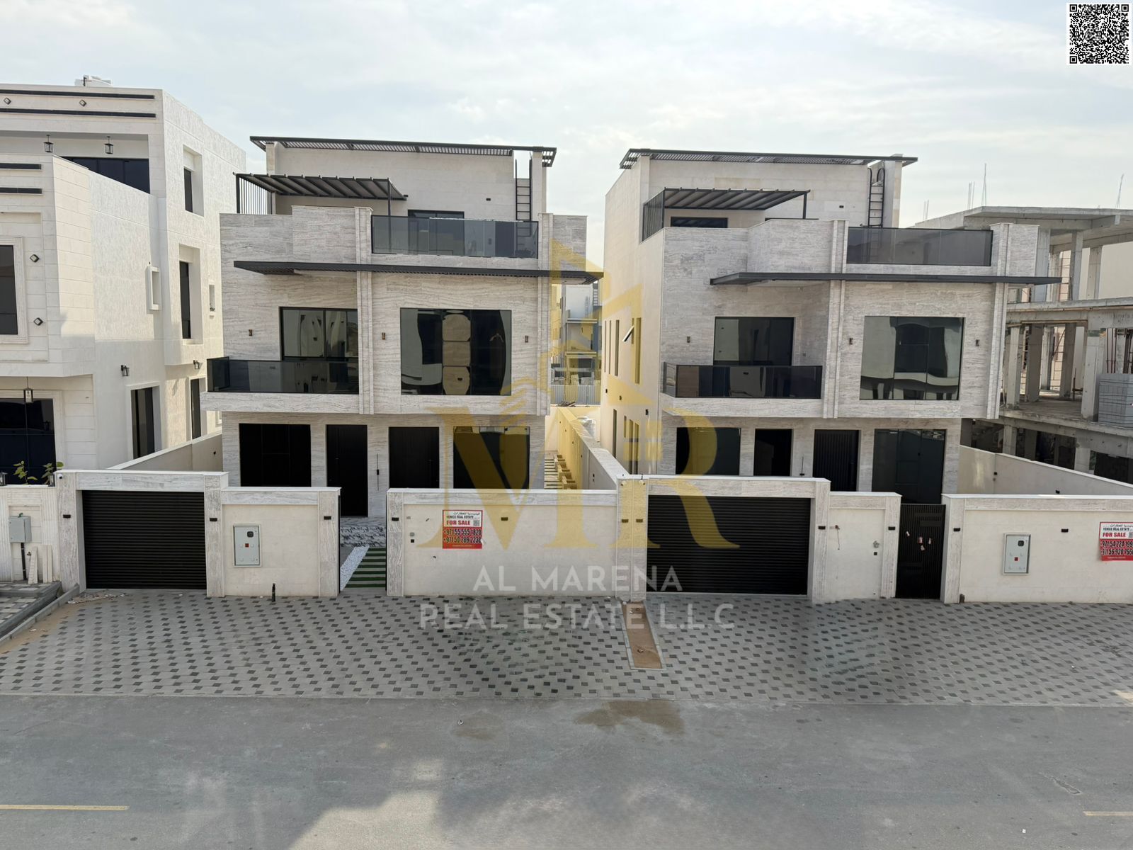 Luxury villa with a private pool, including electricity, water, air conditioning, registration and ownership fees – ready for immediate occupancy. Lux