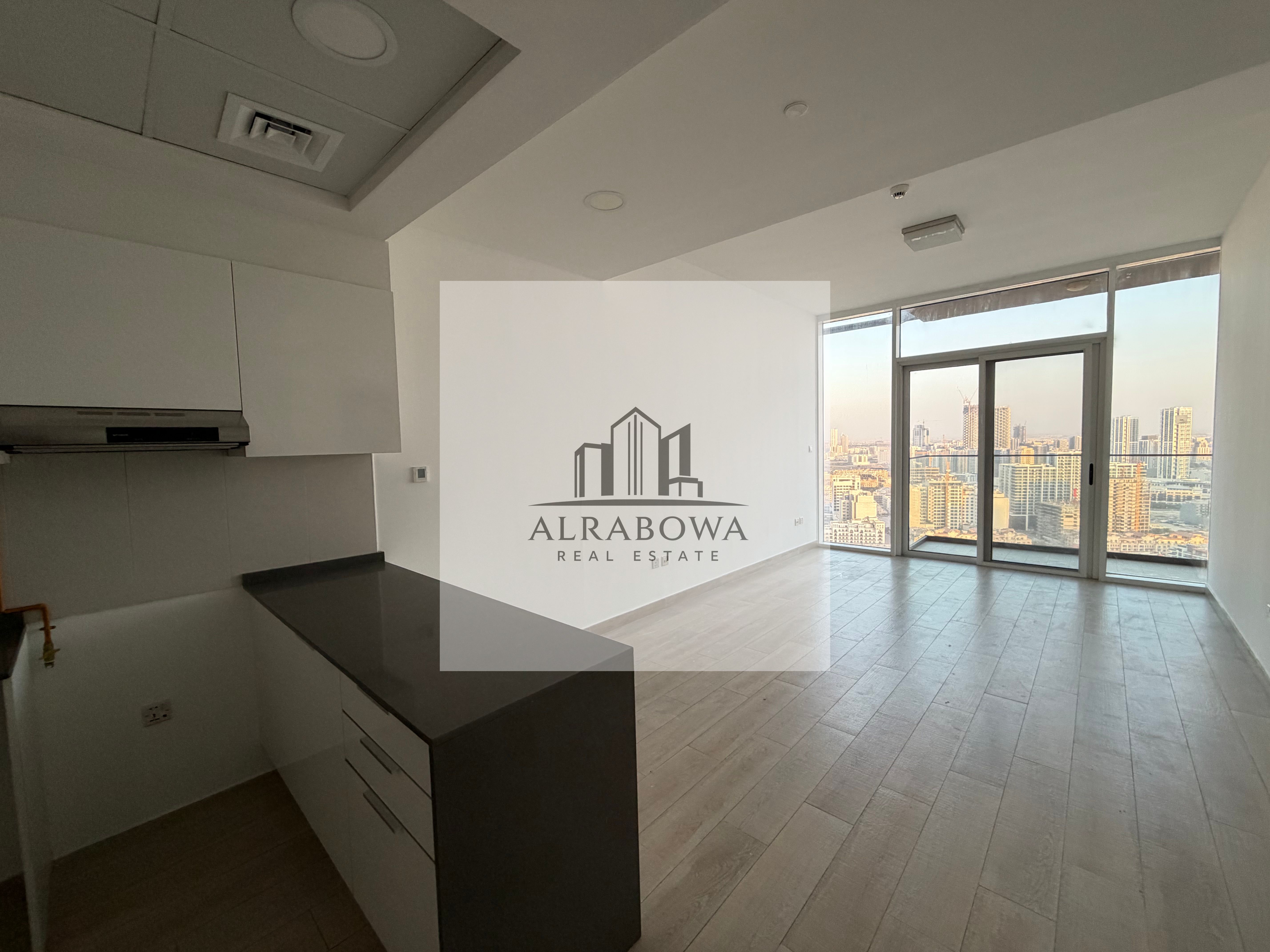 Ready To Move in | Dubai Skyline View