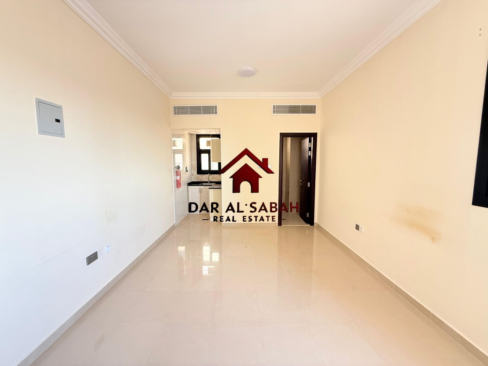 6 cheque payment/deposit cash/very huge apartment/ready to move!