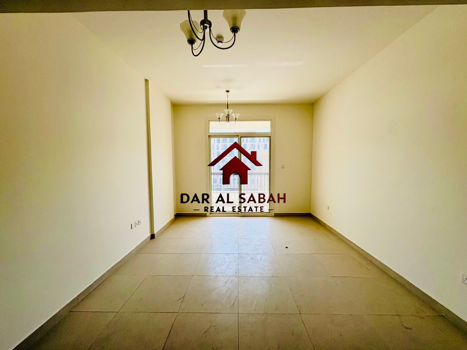 4 cheque payment/deposit cash/brand new building/ready to move!