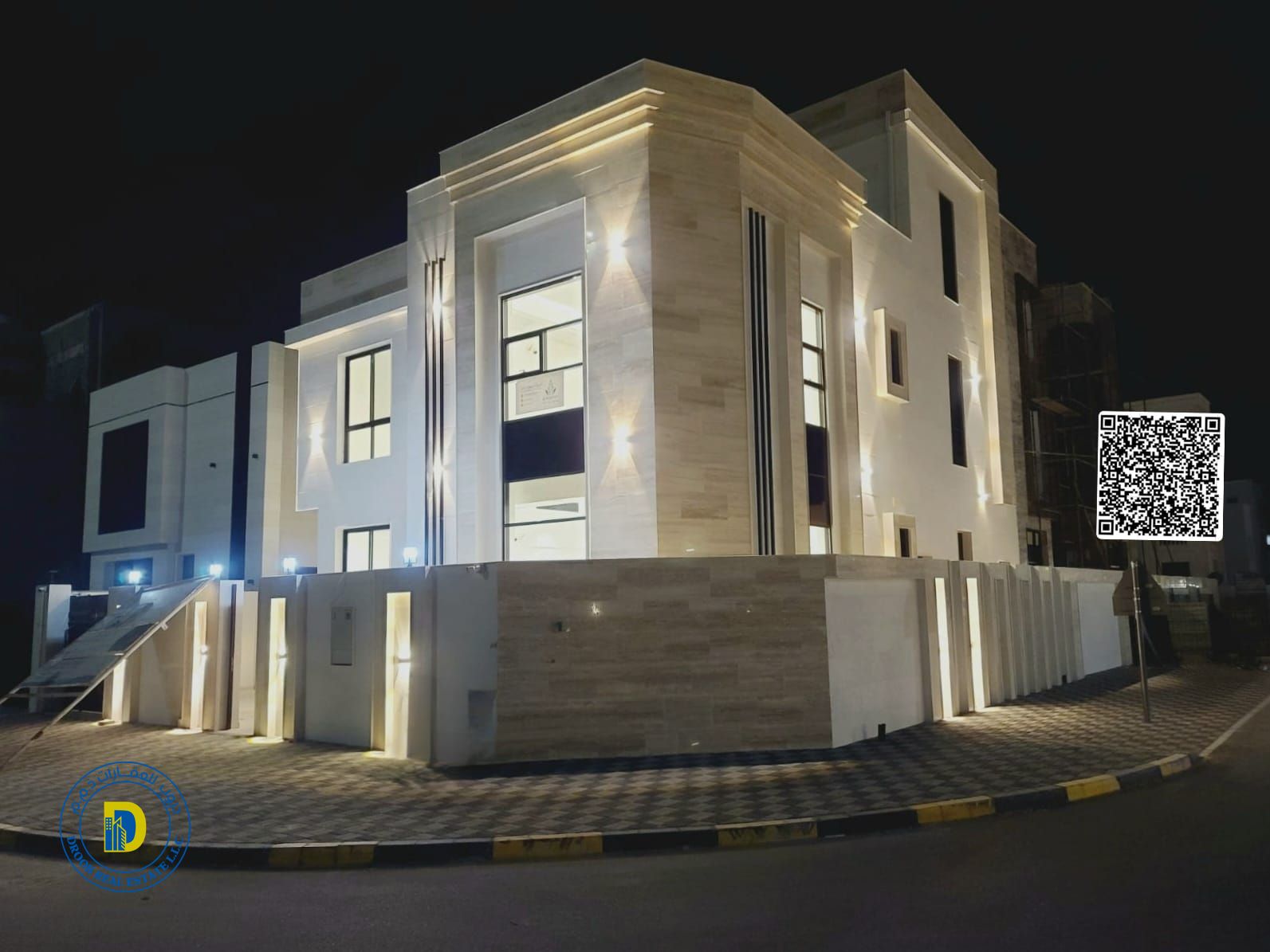 Luxury corner villa with 7 bedrooms and a roof , including registration fees, in Al Zahiyah . Freehold for all nationalities. bank financing