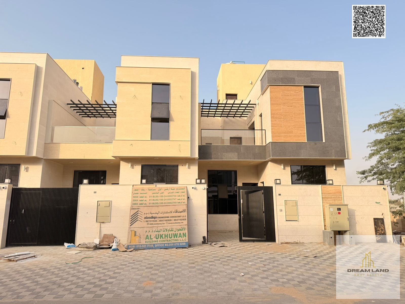 Villa for sale, all registration and ownership fees included, on the main street, ready to move in, in one of Ajman's most prestigious areas. Freehold