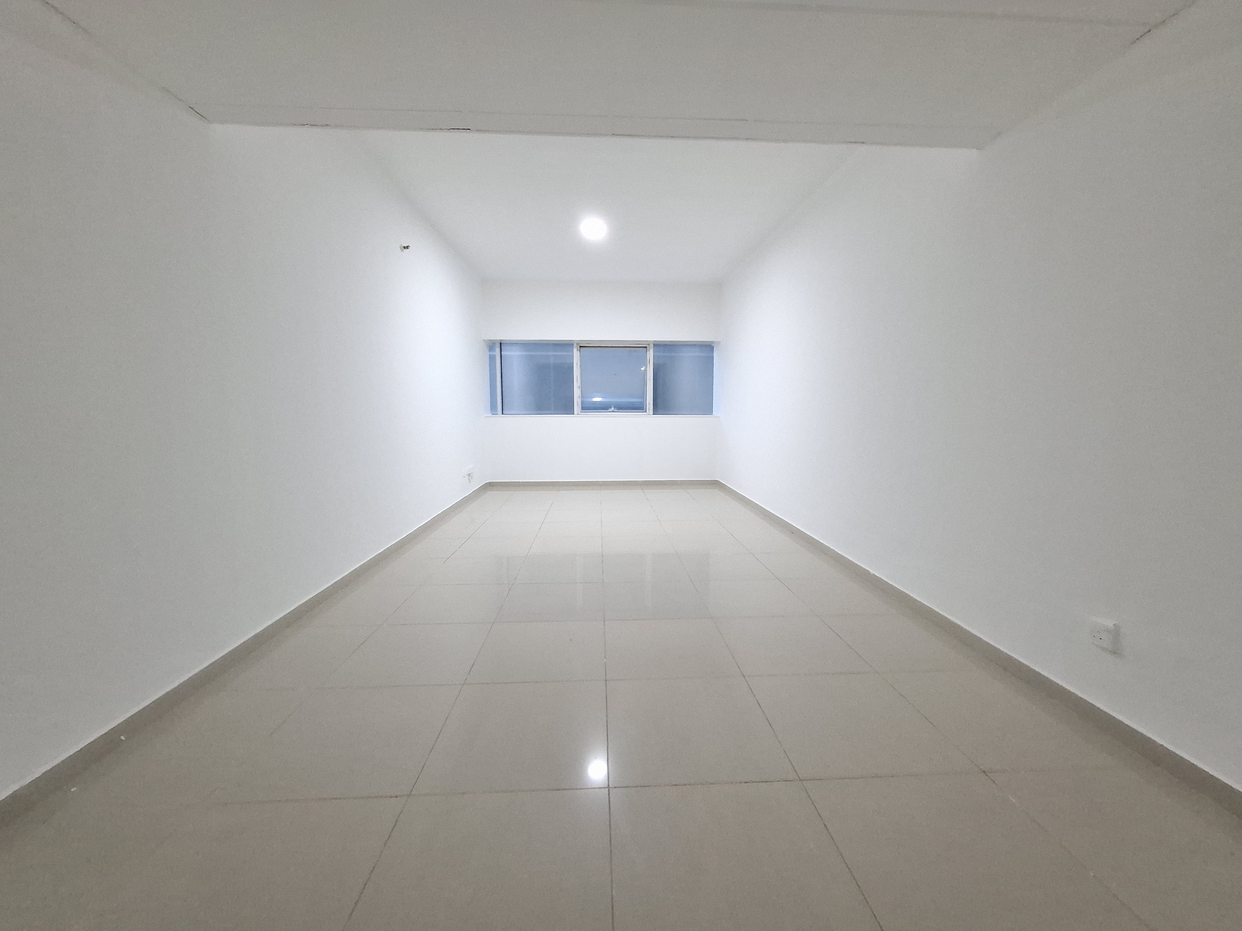 SPACIOUS STUDIO 1MONTH FREE FAMILY BUILDING DUBAI SHARJAH BORDER WALKING DISTANCE DUBAI RTA BUS STOP F22F24