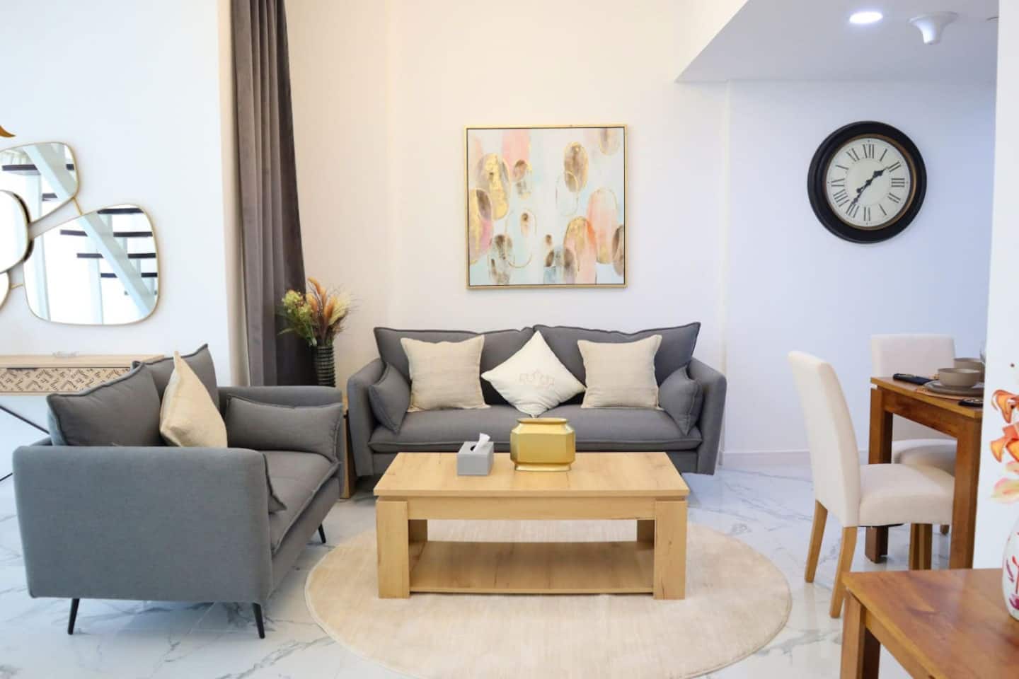 Stylish 2BR Duplex | Urban Oasis Retreat