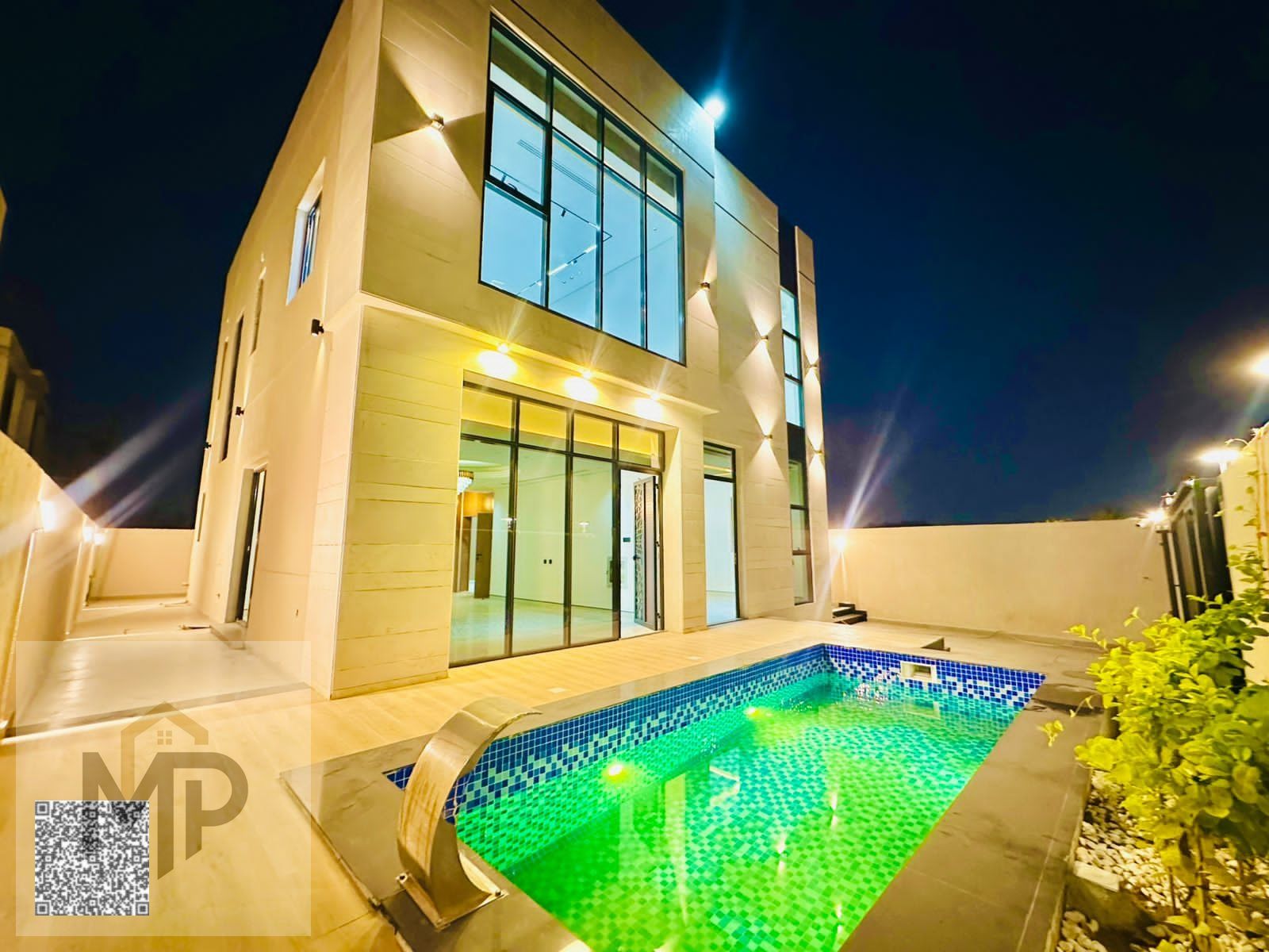 Modern villa with swimming pool in Al Helio - a once-in-a-lifetime opportunity