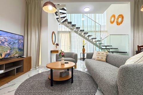 2BR Modern Escape | Masdar City Pool & Parking