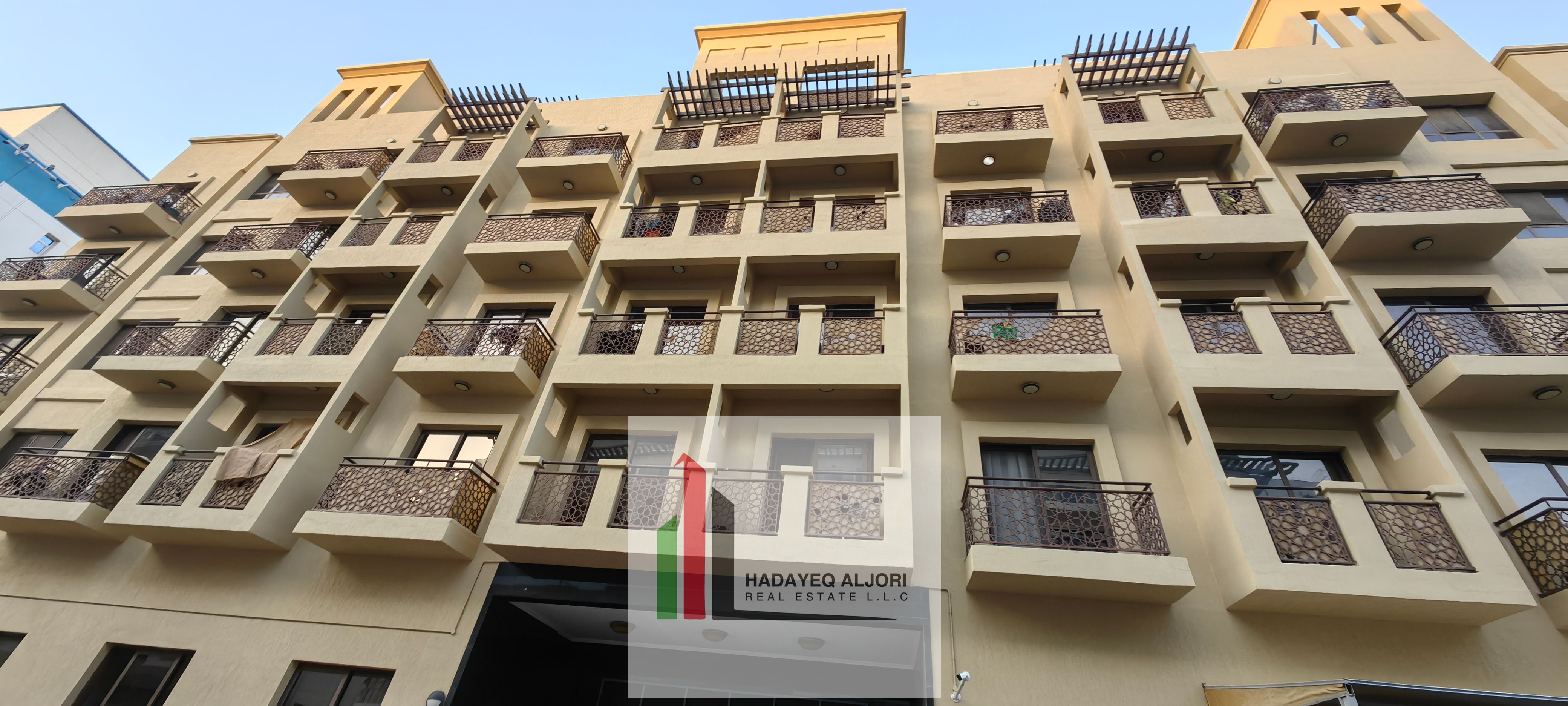 Furnished 1BHK | Balcony | Community & Road View
