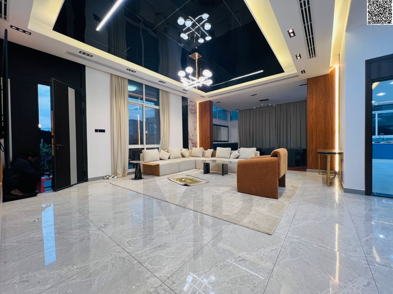Villa for sale in Al Hamidiya Garden directly with electricity, water, air conditioning and furniture, ready for immediate occupancy.