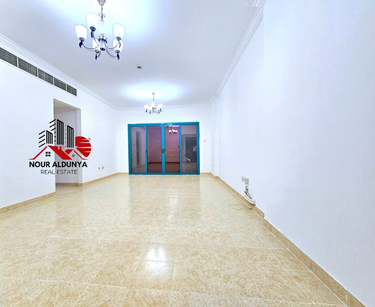 BEST OFFER:NEAR STADIUM METRO:HUGEST 1 BHK EVER WITH 2 BATHS,CLOSED KITCHEN,CENTRAL GAS,BALCONY,WARDROBES,GYM,POO,PARKING, JUST IN 60K
