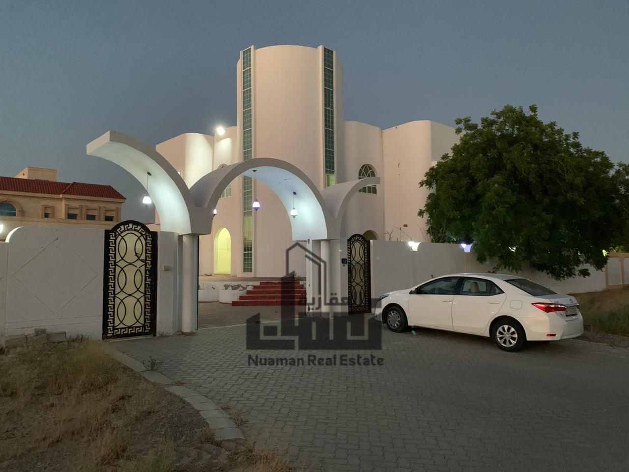 Huge Corner Villa for Sale in Al Qarayen 1 - 17,000 Sq. Ft. Plot Property Overview: A remarkable residential opportunity in the highly sought