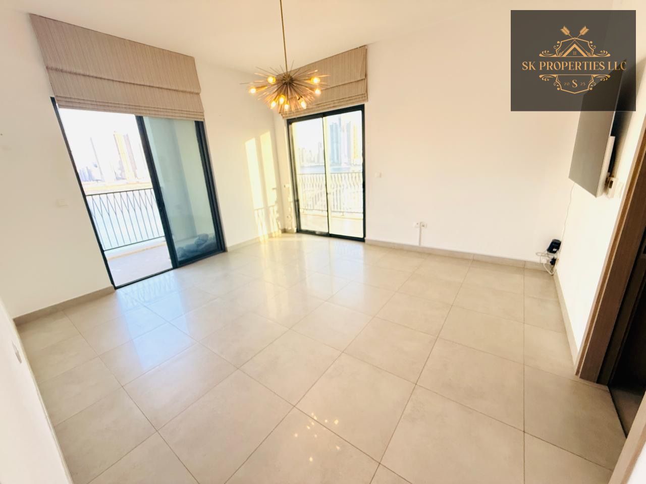 Luxury Living | Waterfront Community | With Maid Room