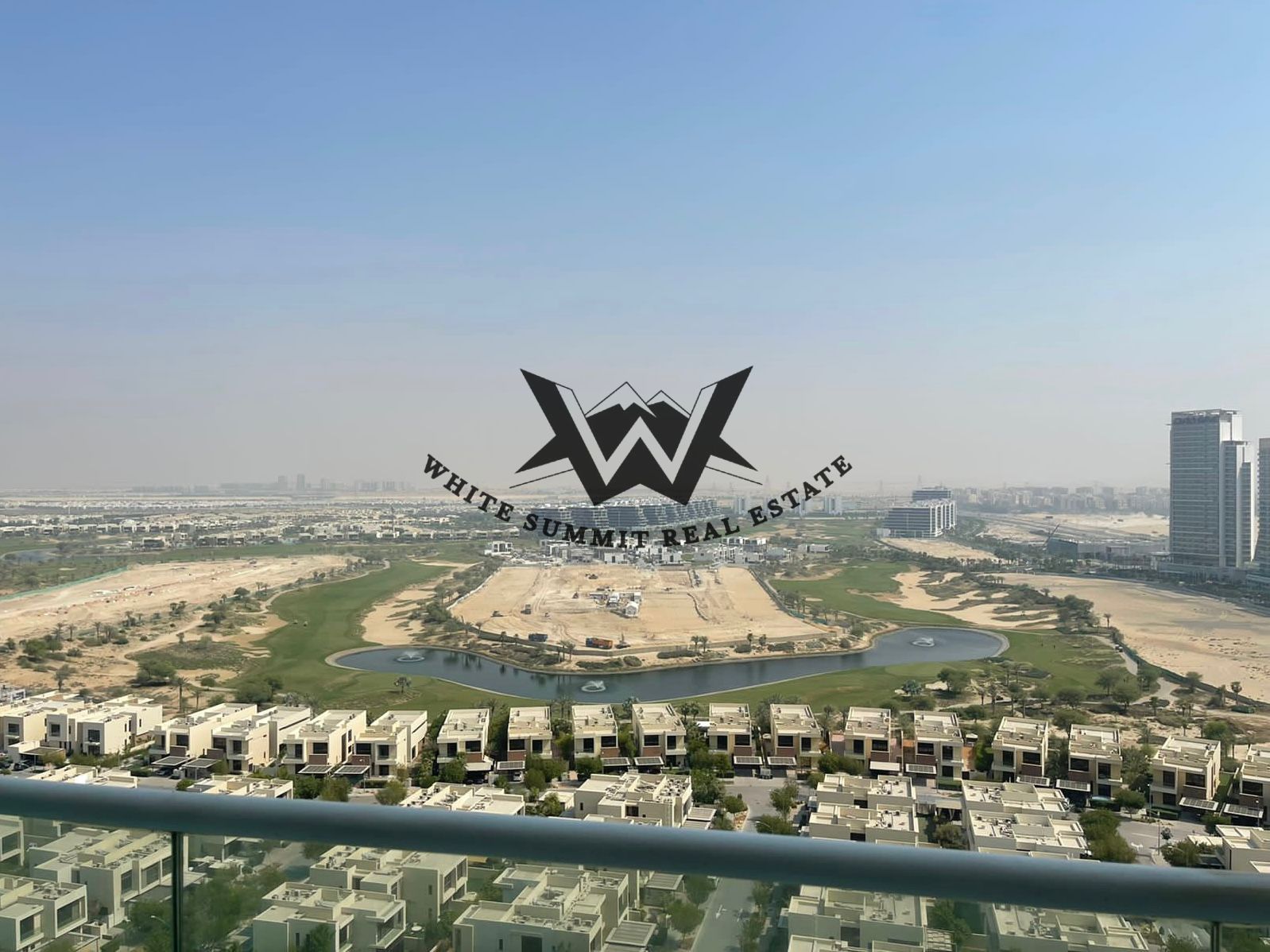 Golf View | High Floor Studio | Carson Tower C