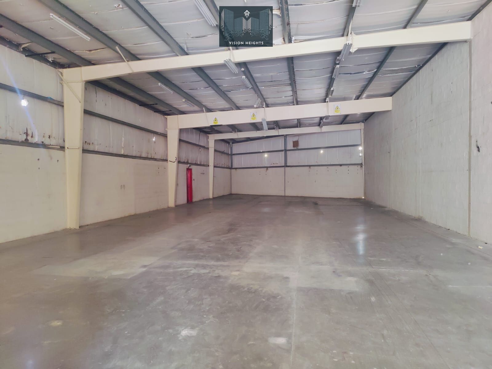 3500sqft INSULATED WAREHOUSE IN AL GARHOUD NEAR GIGICO METRO STATION