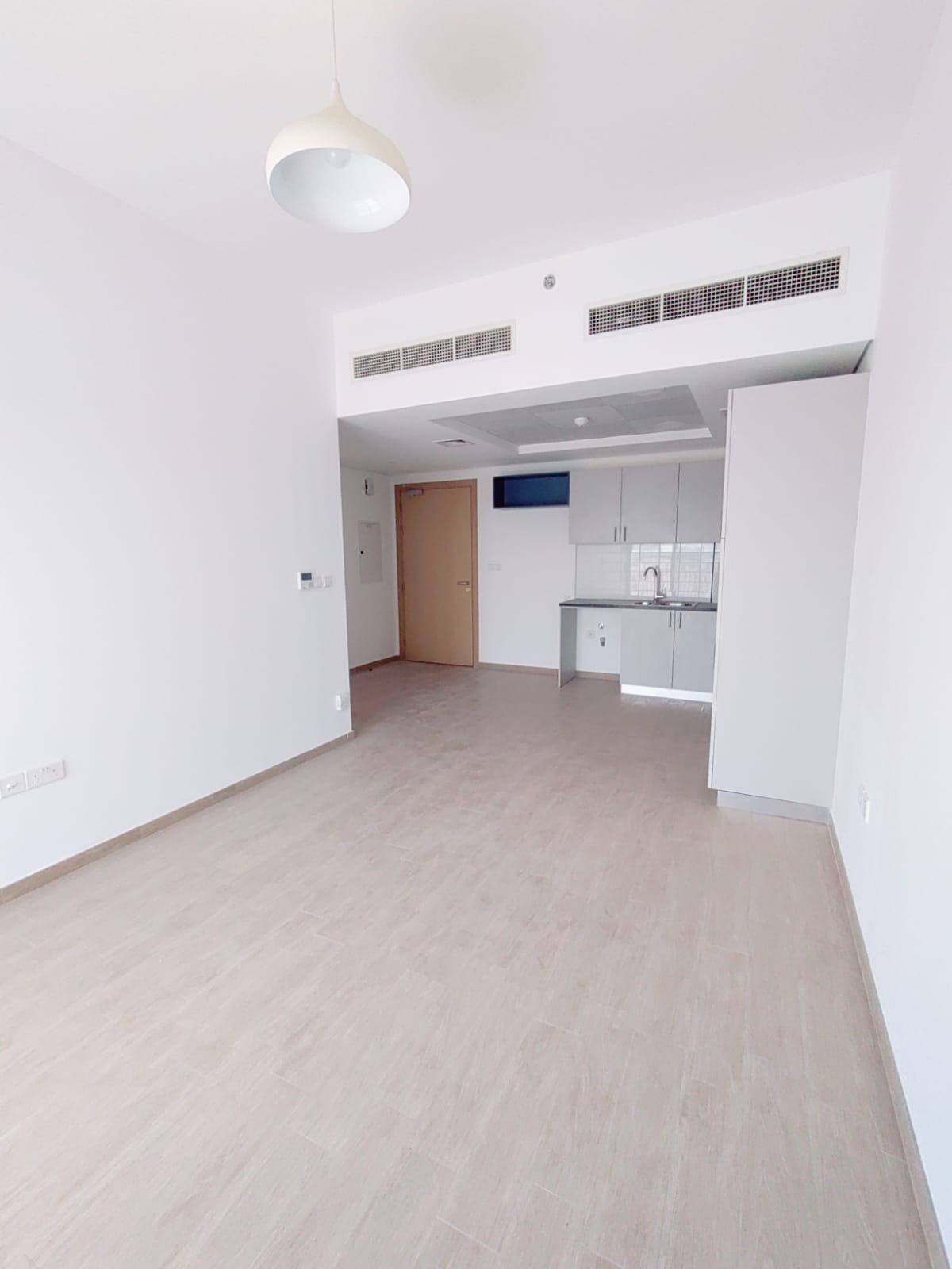 Chiller Free - Best Price - Ready - Unfurnished