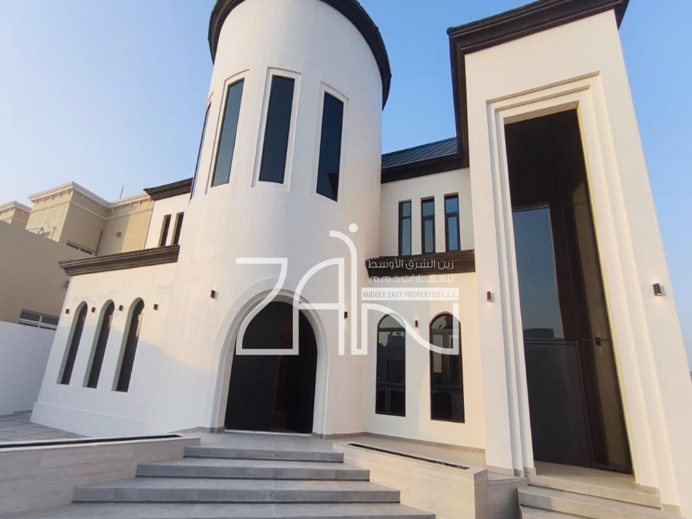 Ready To Move In | Single Row 5BR | Prime Location