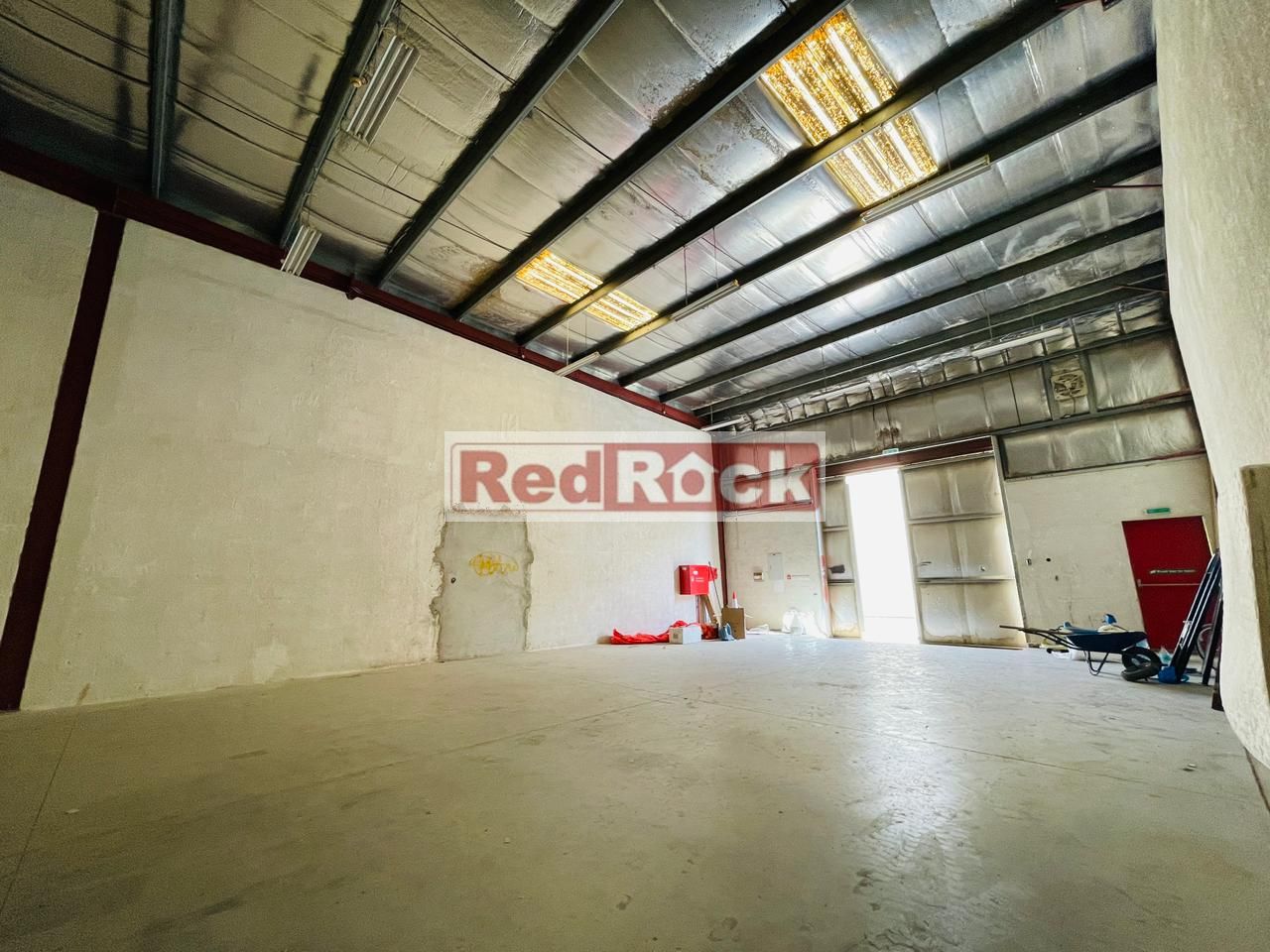 Exclusive 3150 Sqft Fully Insulated Warehouse
