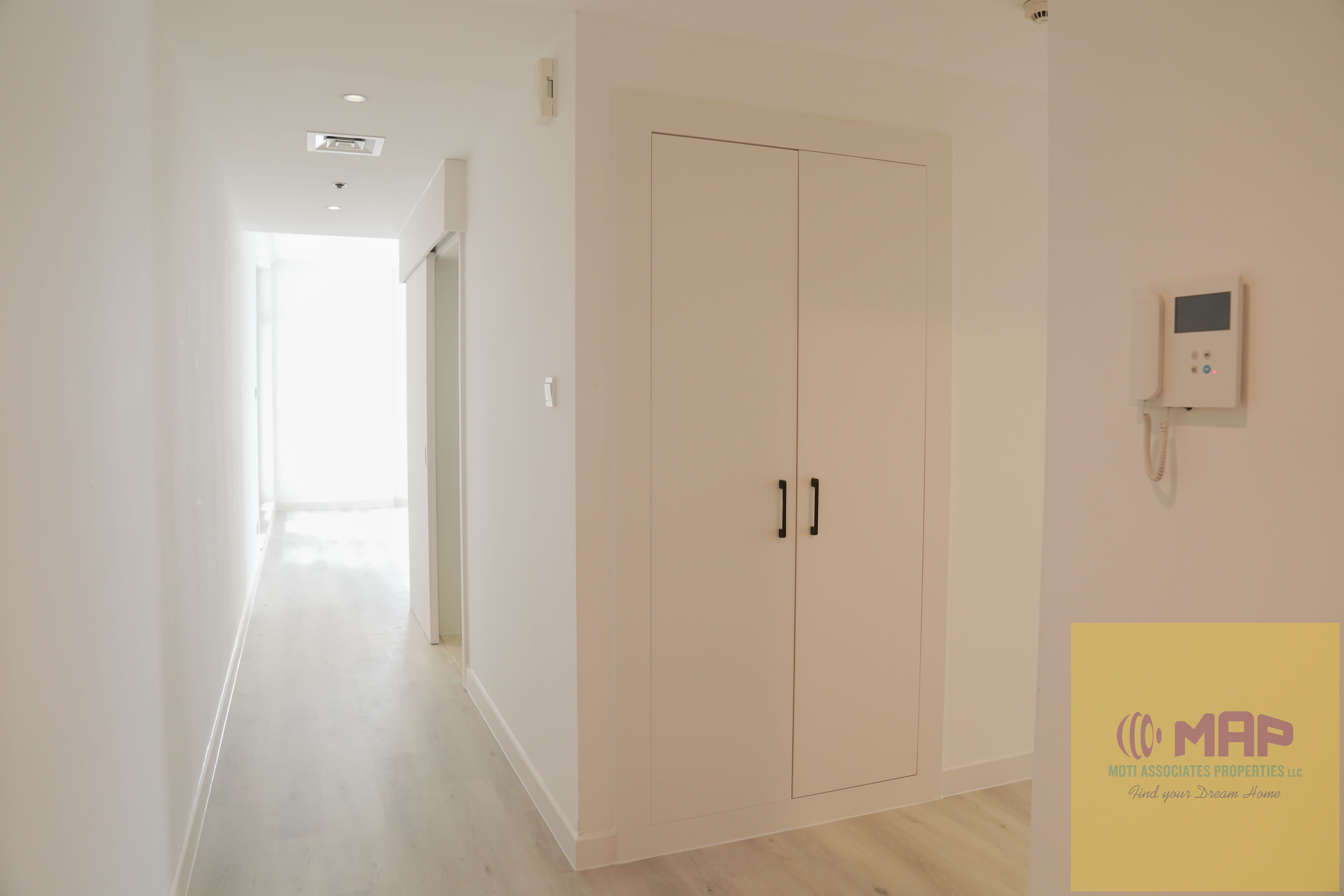 Downtown & Canal View | 2BR Apartment | The Links West Tower