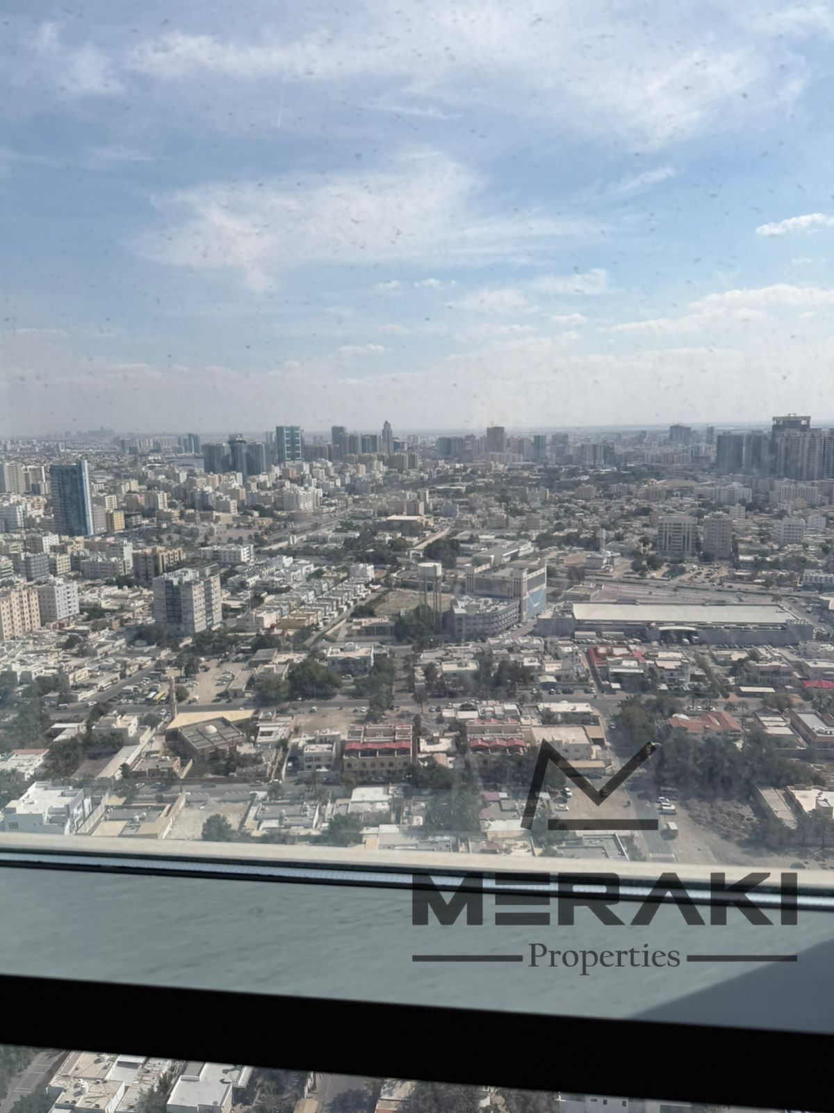 Fully Open City View – 2-Bedroom + Maid’s Room on the Corniche