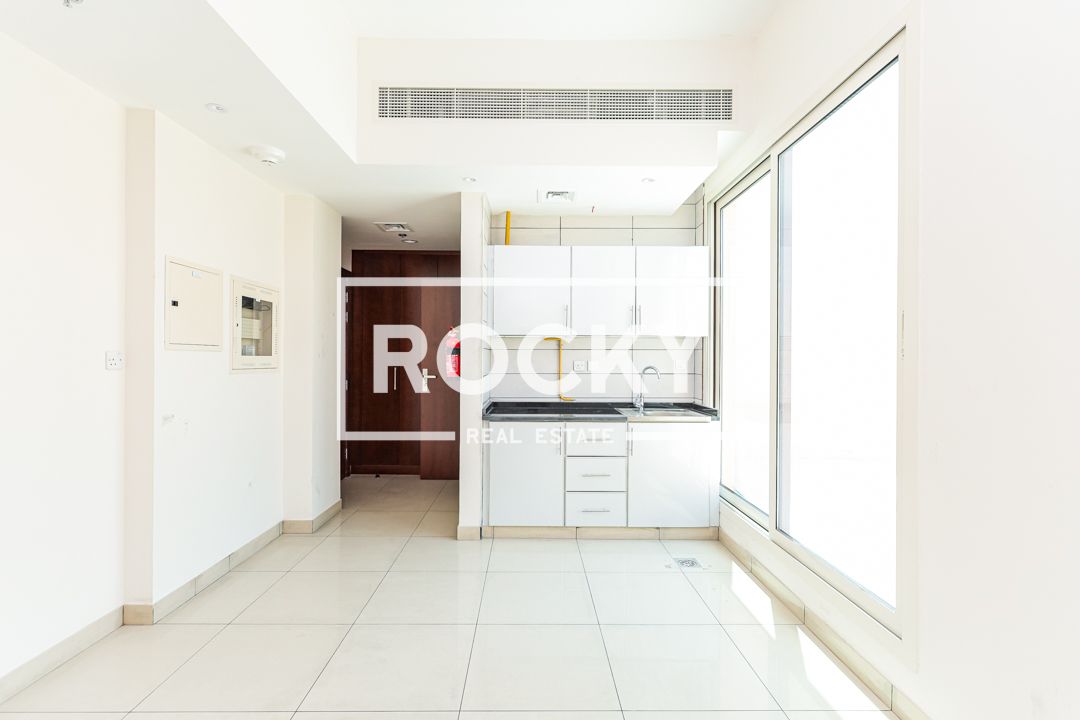 Studio with Terrace | Al Warsan 4